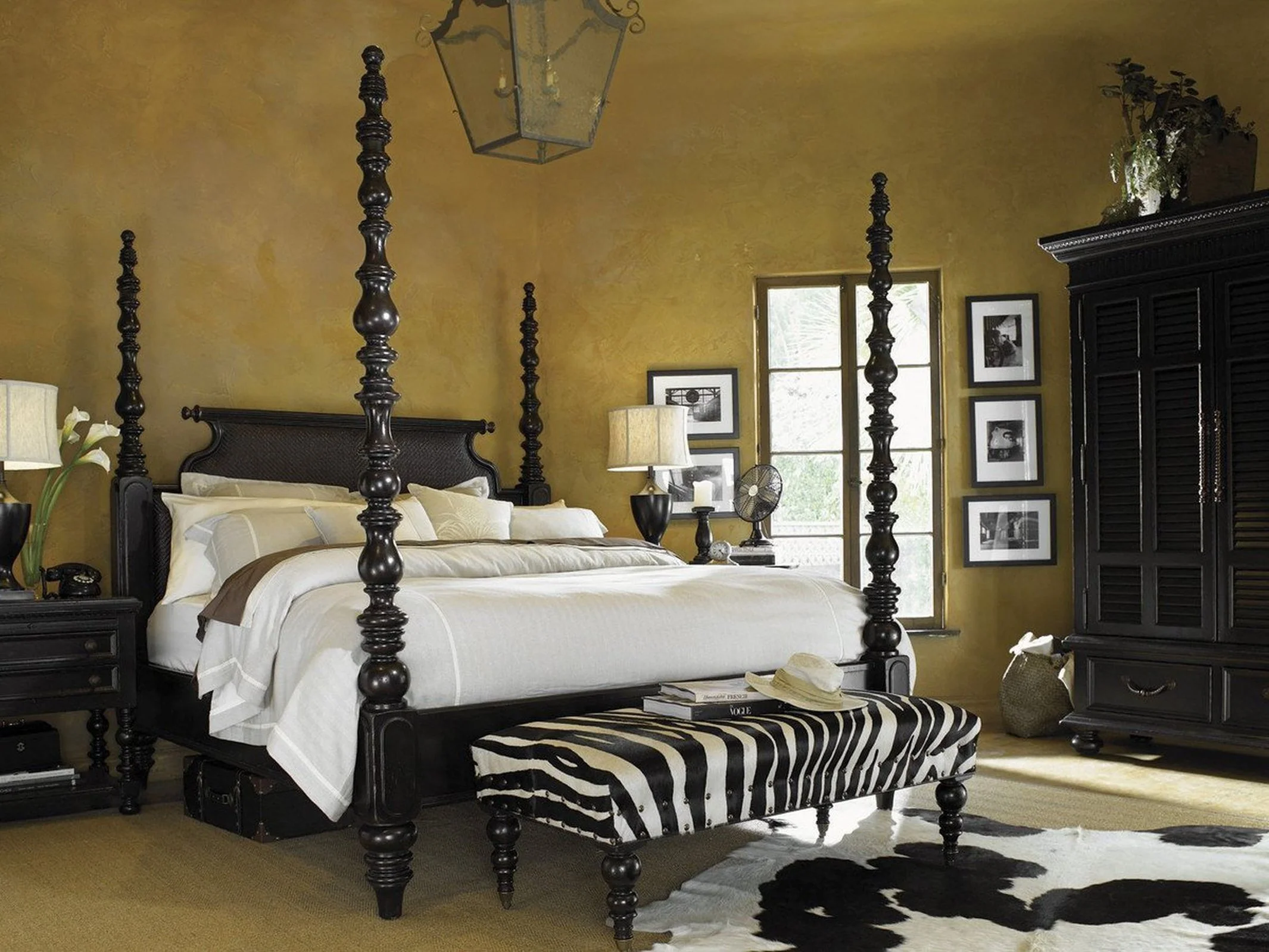 Tommy Bahama Home Kingstown Sovereign Poster Bed - Image 4
