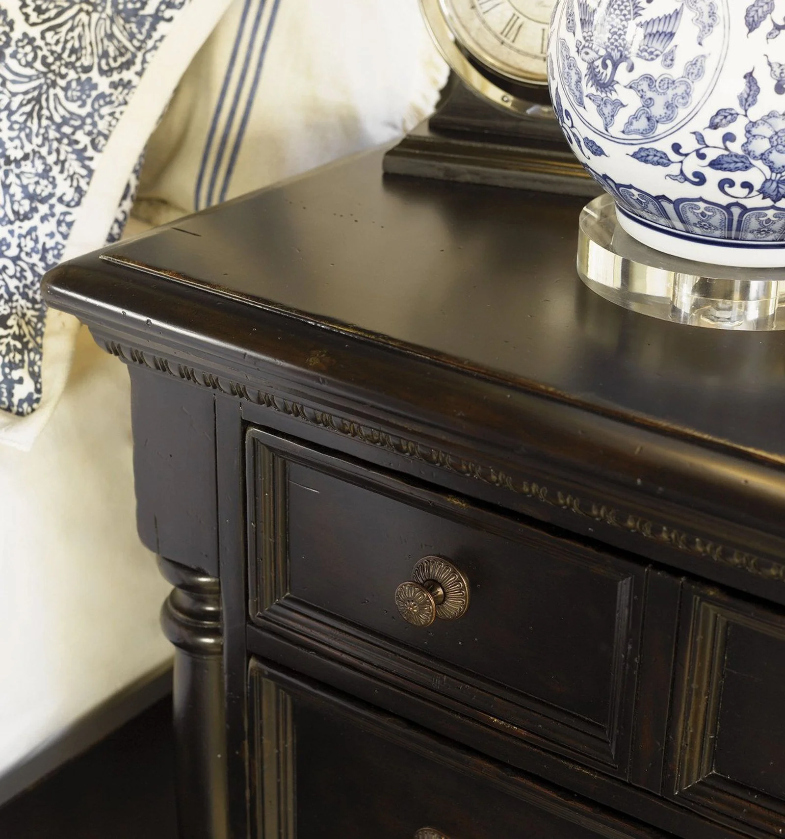 Tommy Bahama Home Kingstown Stony Point Night Stand - Image 3