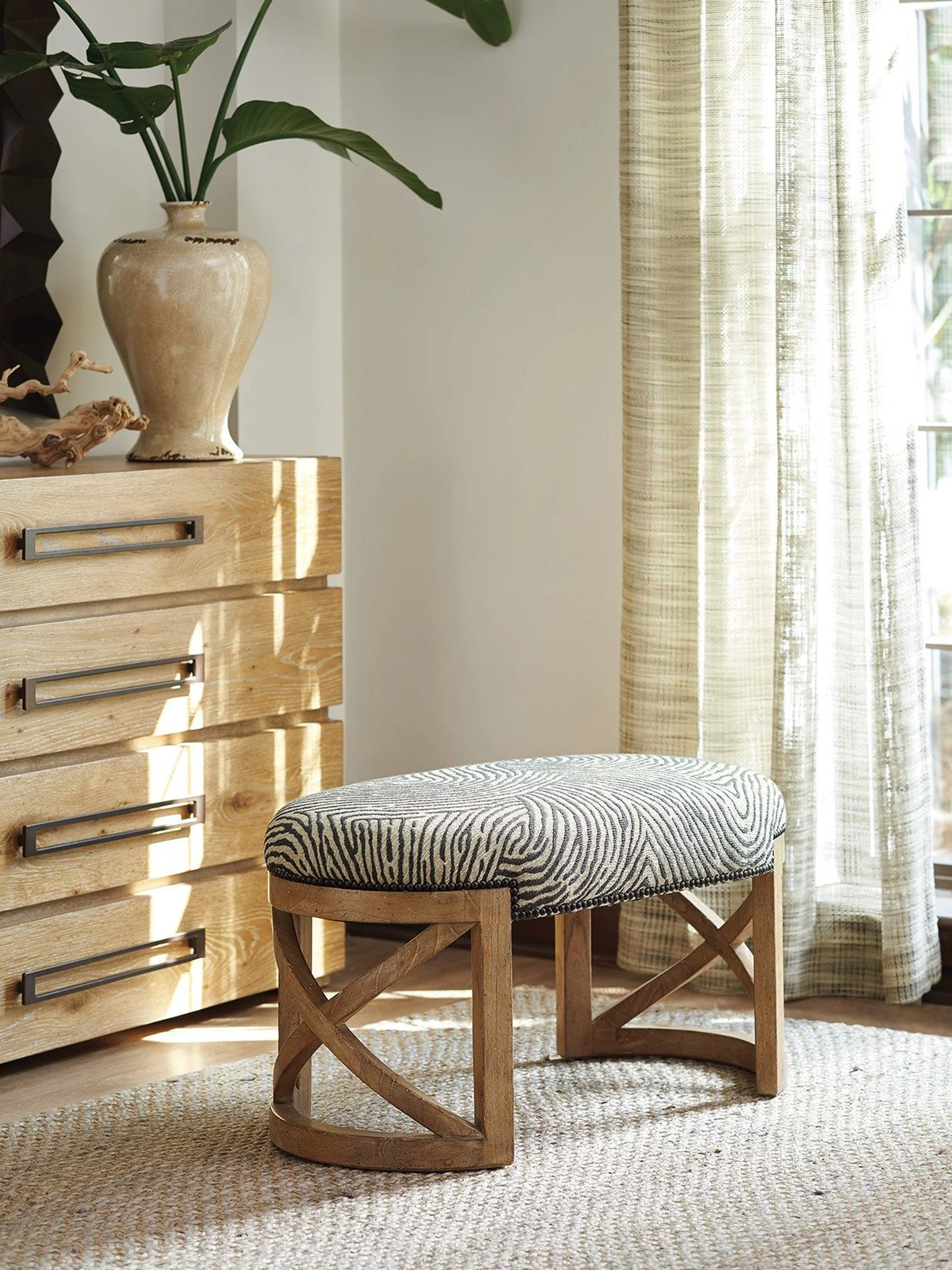 Tommy Bahama Home Los Altos Perth Single Dresser - Image 4