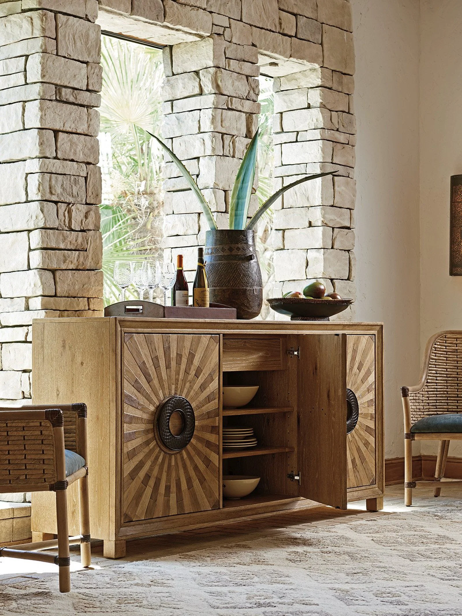 Tommy Bahama Home Los Altos Viceroy Buffet - Image 4