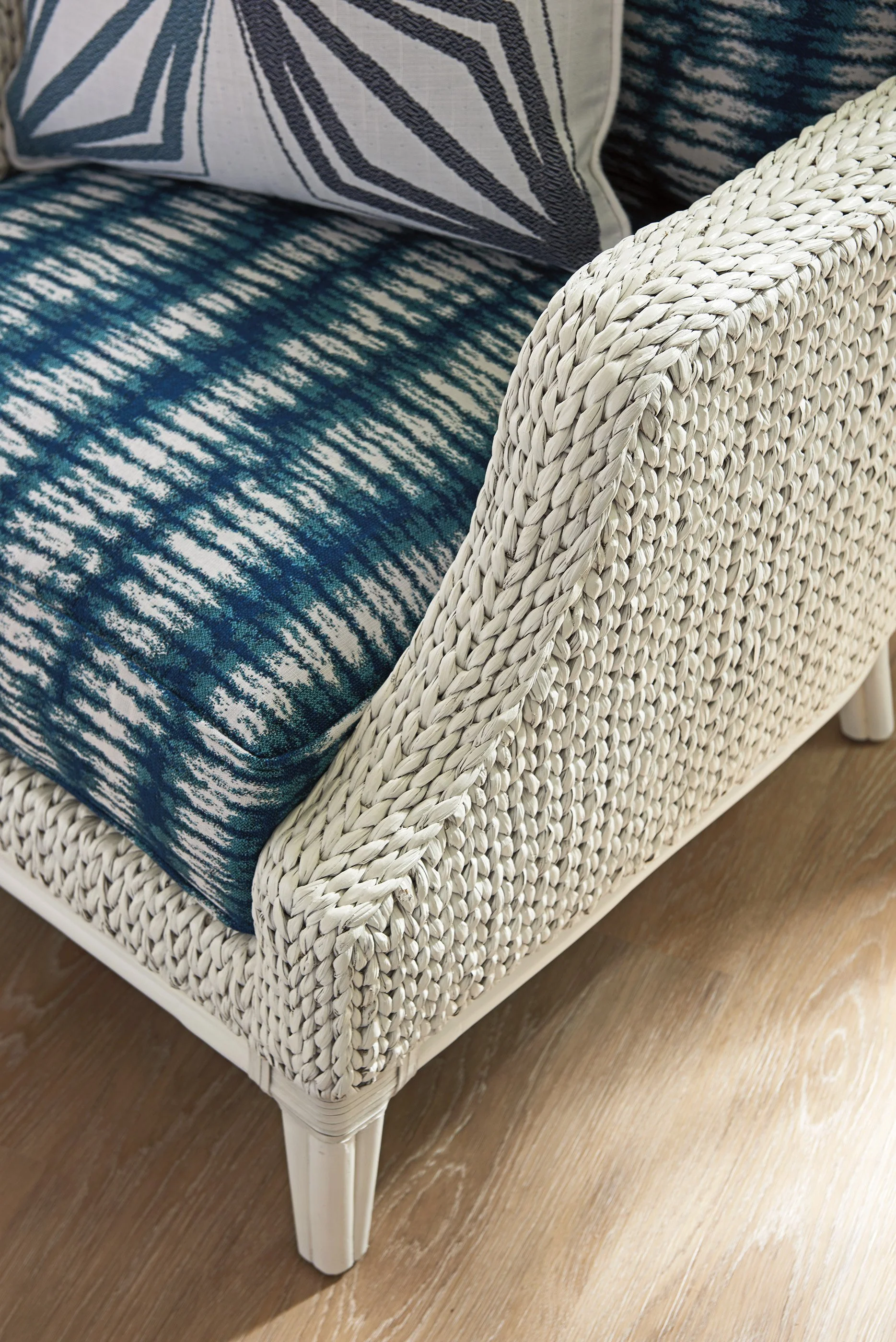 Tommy Bahama Home Ocean Breeze Vero Wing Chair - Image 4