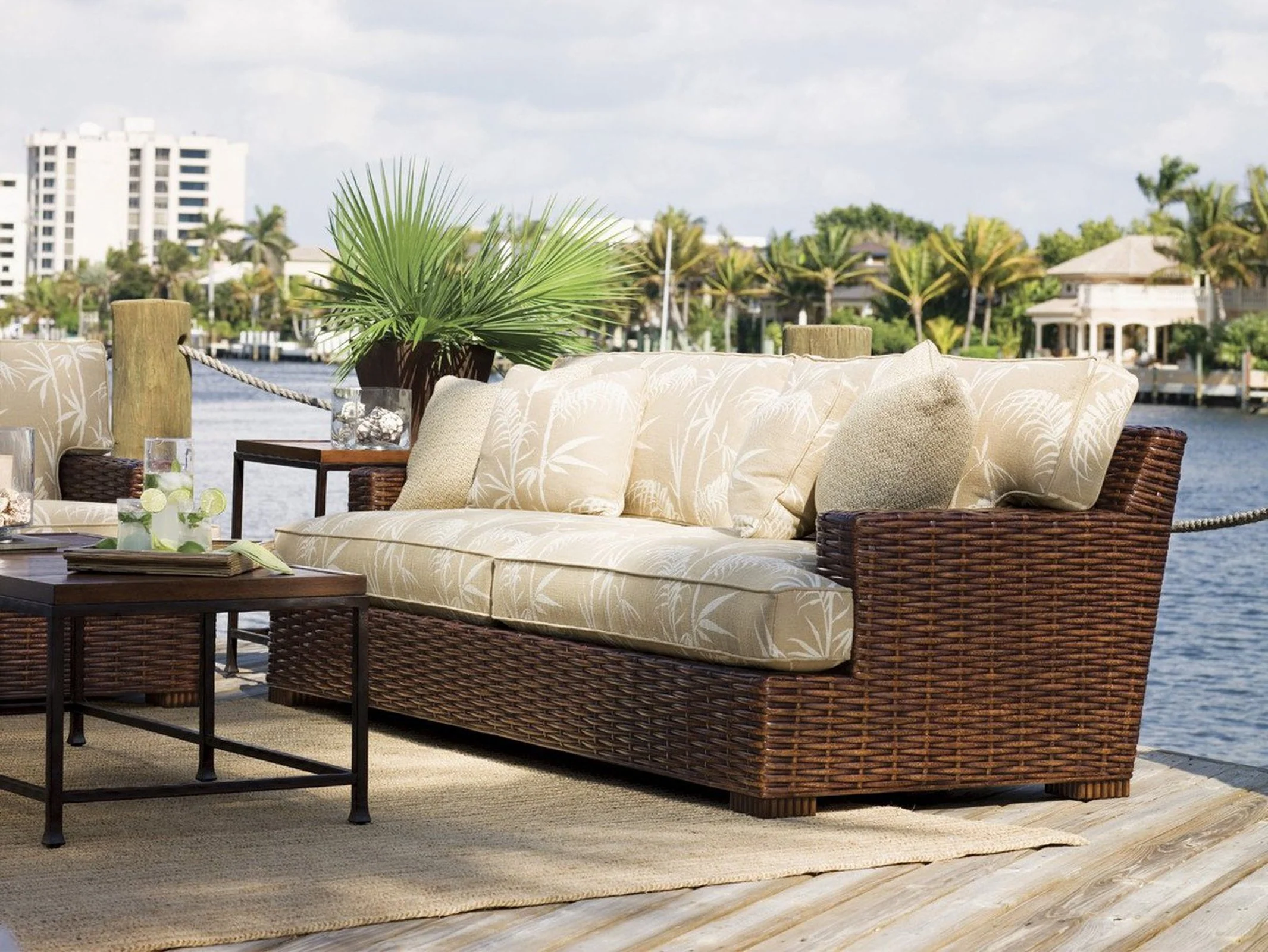 Tommy Bahama Home Ocean Club Ocean Reef Cocktail Table - Image 4