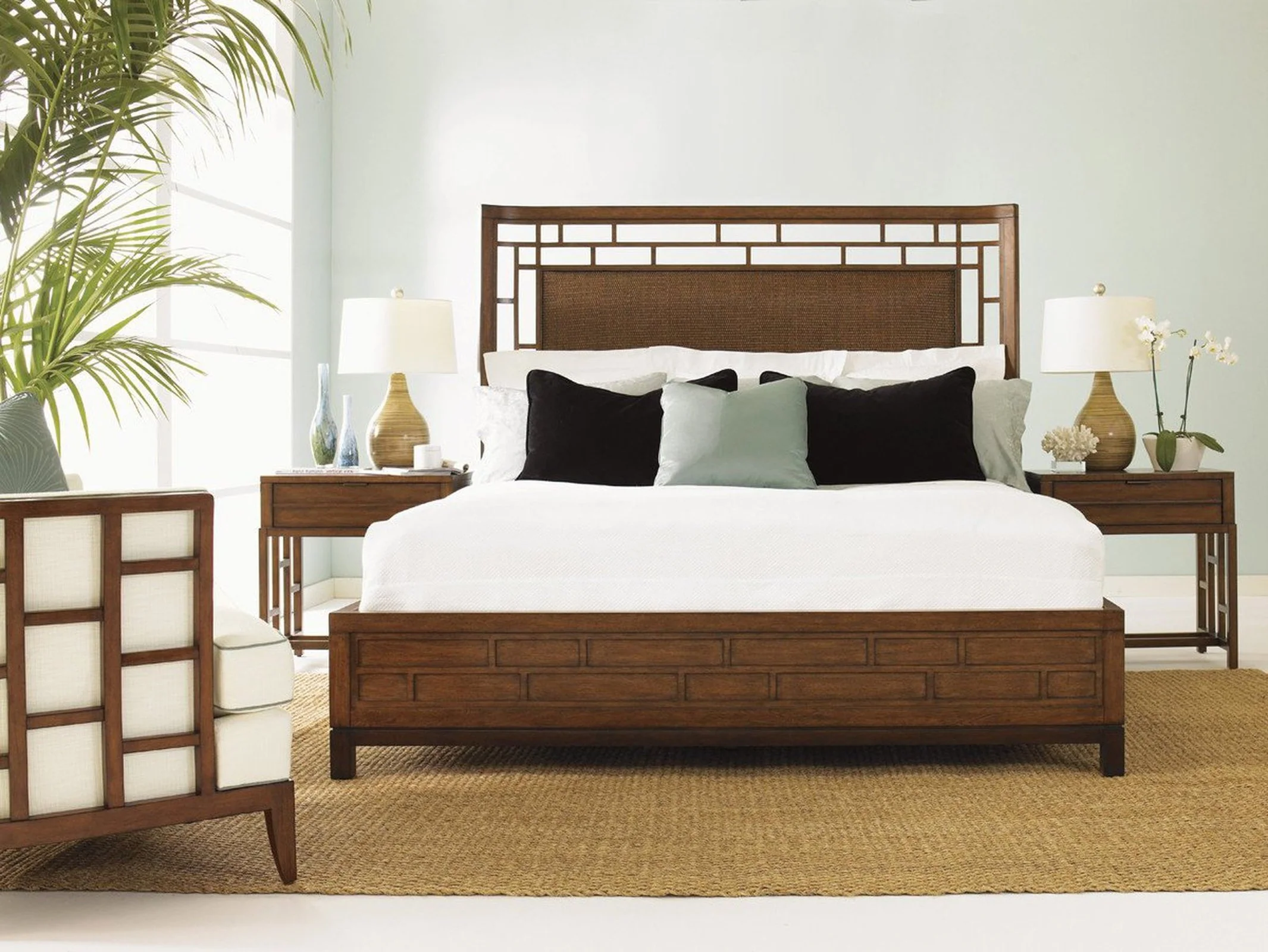 Tommy Bahama Home Ocean Club Paradise Point Bed - Image 2
