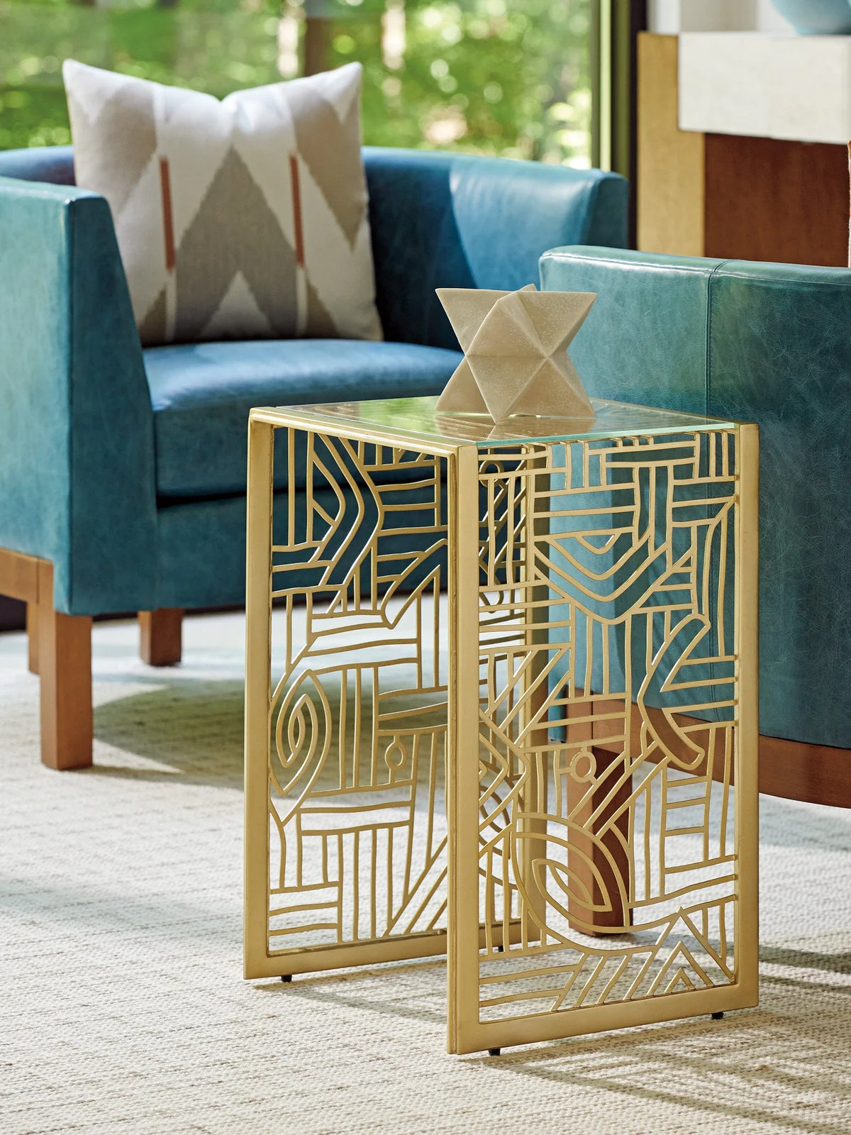 Tommy Bahama Home Palm Desert Redford Metal Accent Table - Image 2
