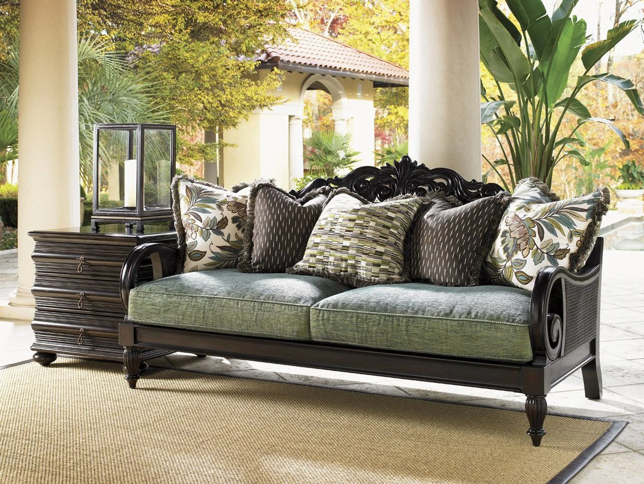 Tommy Bahama Home Royal Kahala Black Sands Lamp Table - Image 3
