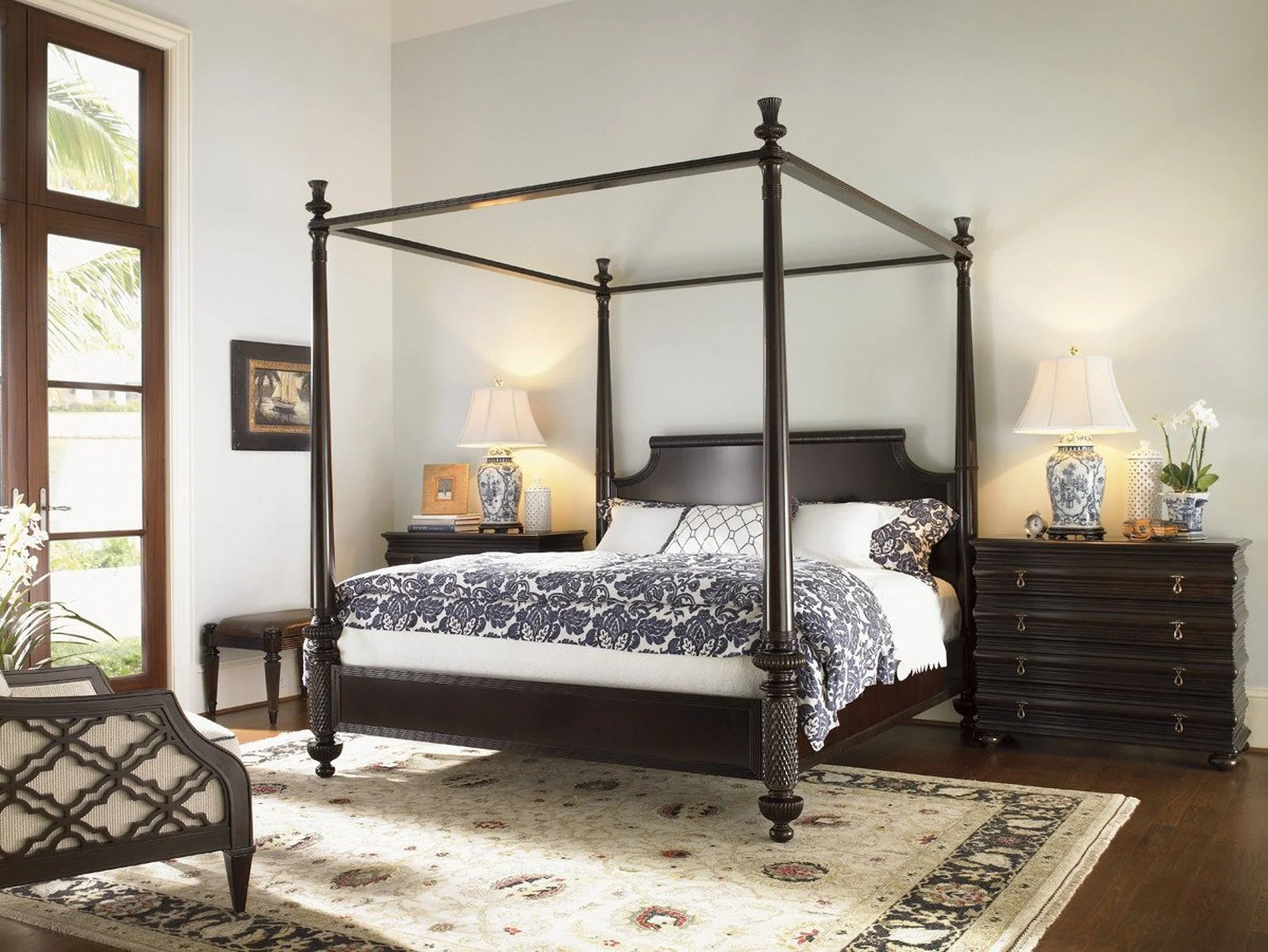 Tommy Bahama Home Royal Kahala Diamond Head Bed - Image 2