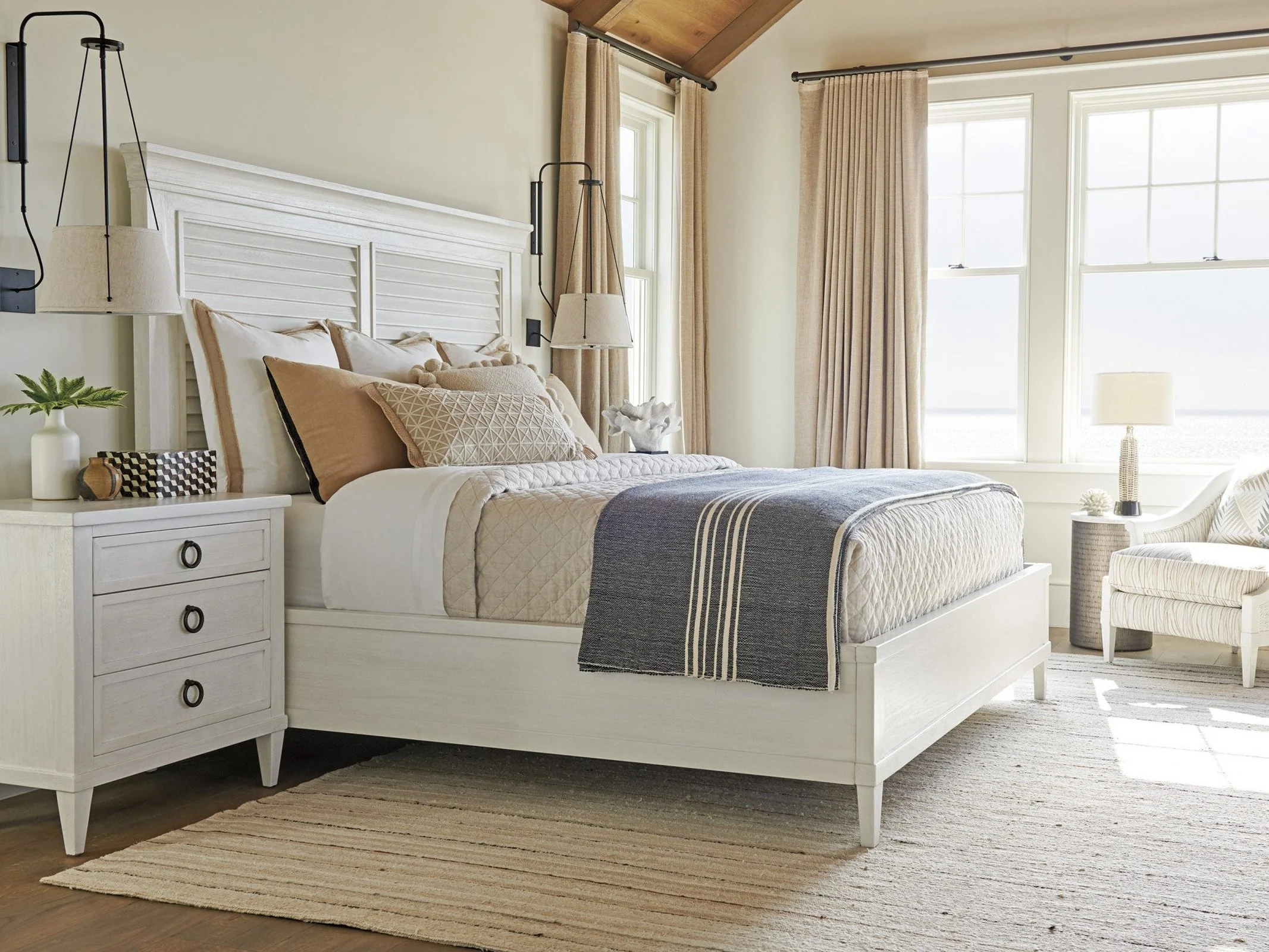 Tommy Bahama Home Ocean Breeze Royal Palm Louvered Bed - Image 2