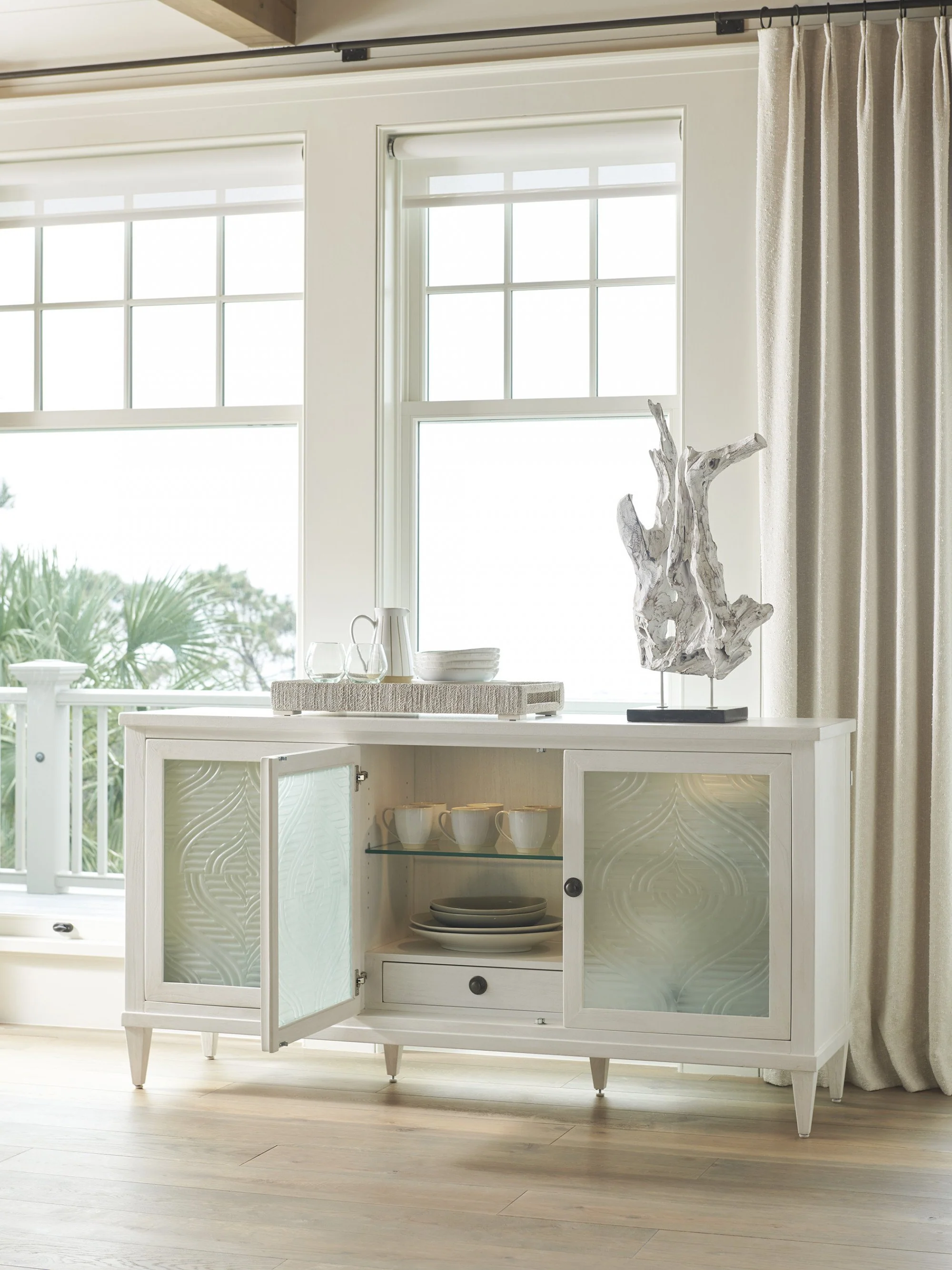 Tommy Bahama Home Ocean Breeze Turtle Point Buffet - Image 3