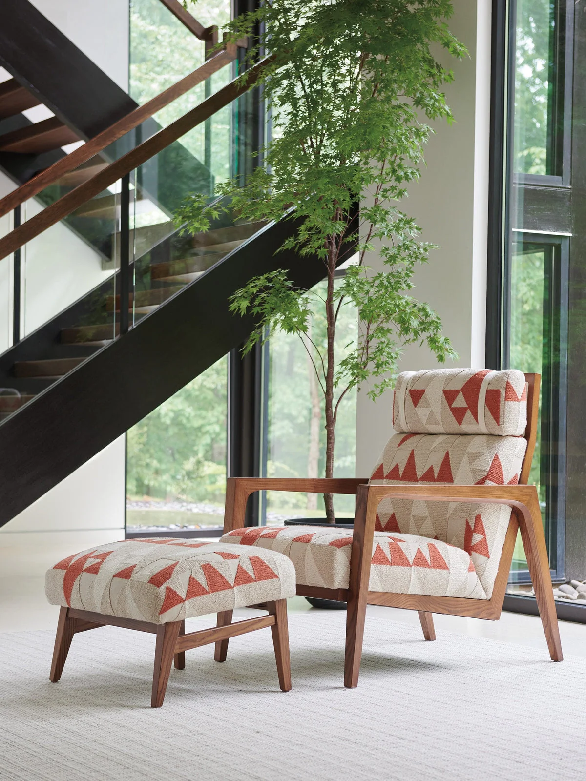 Tommy Bahama Home Upholstery Palm Desert Covina Chair - Image 3