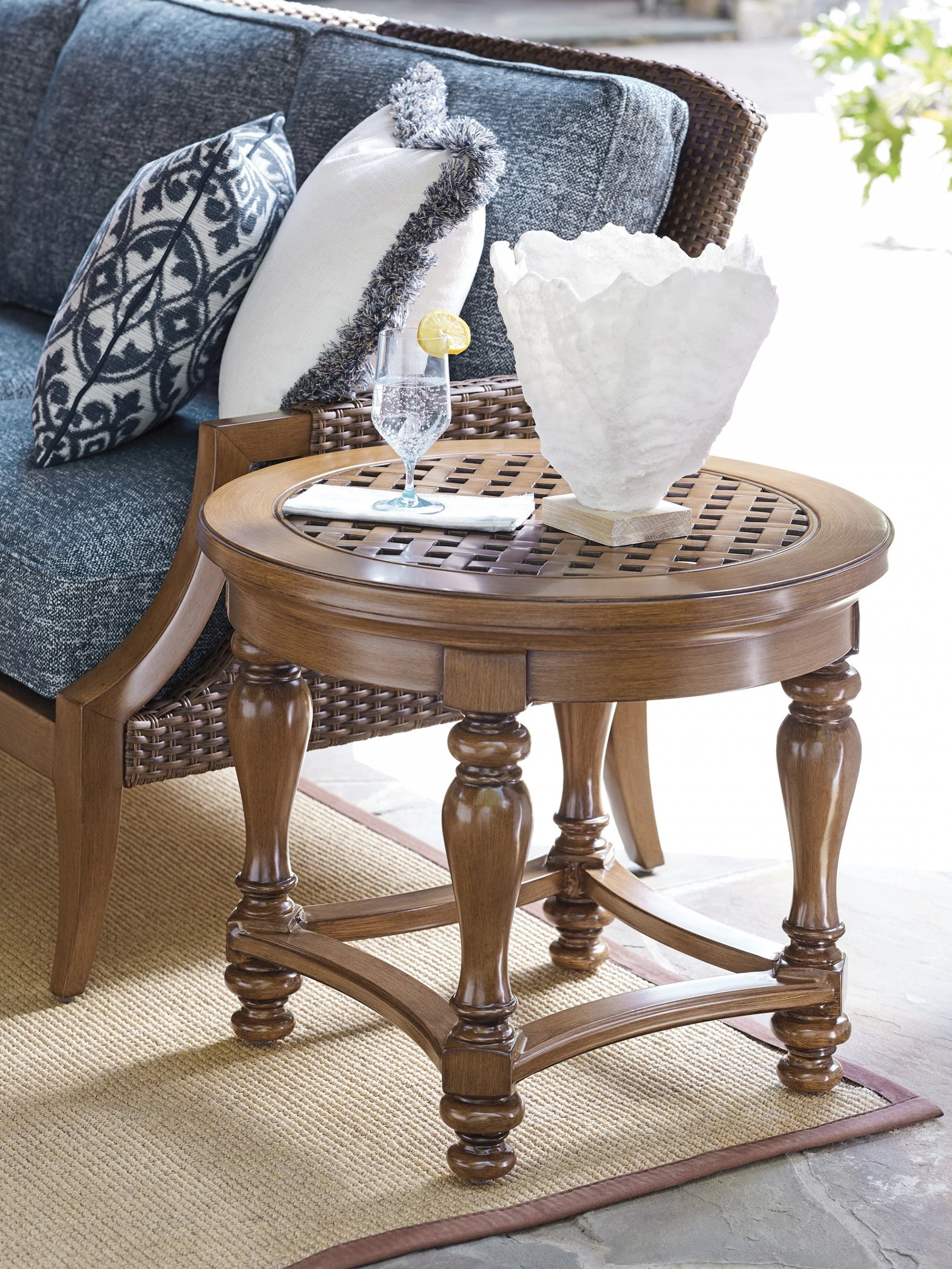 Tommy Bahama Outdoor Harbor Isle Round End Table - Image 2