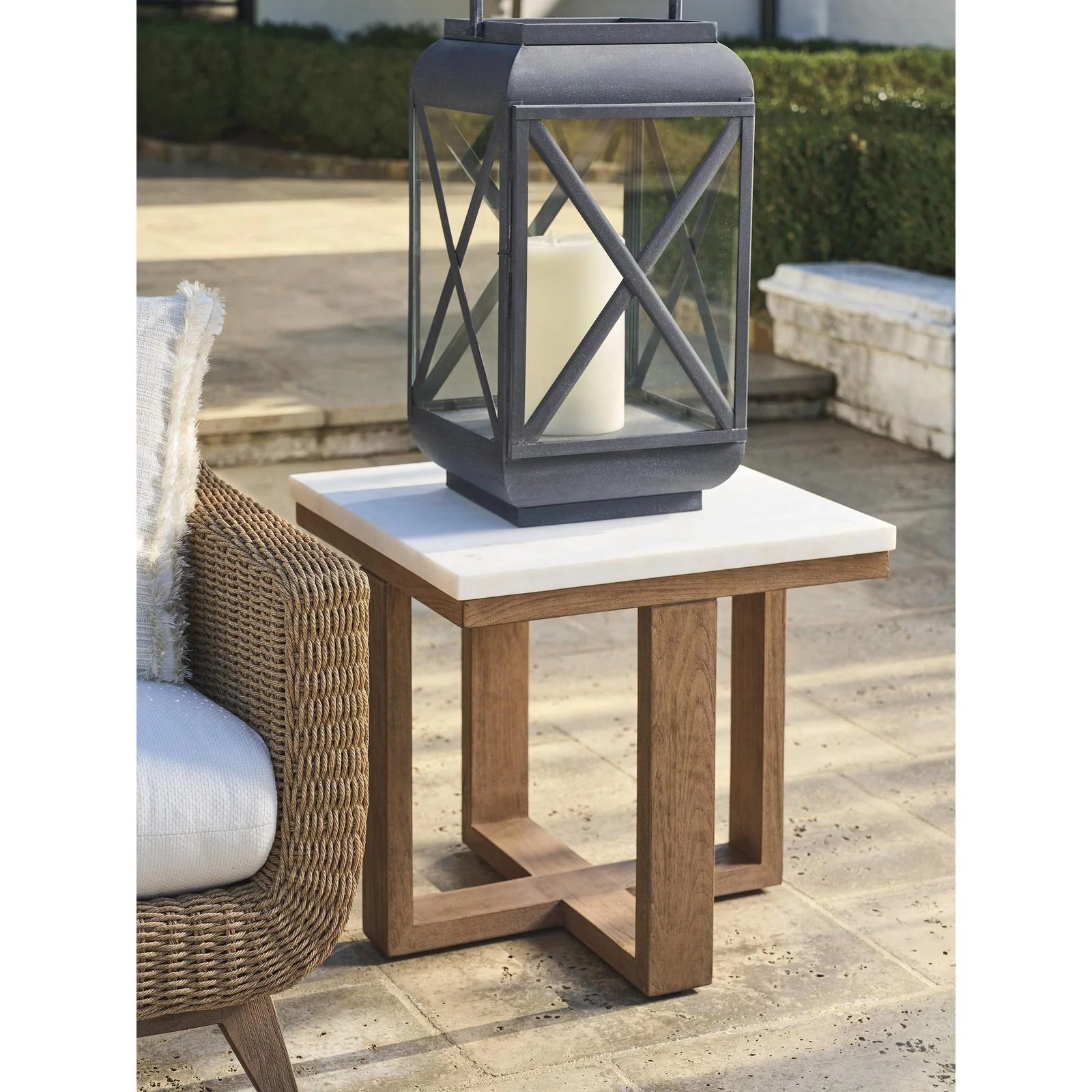 Tommy Bahama Outdoor Isle Of Palms Square End Table - Image 2