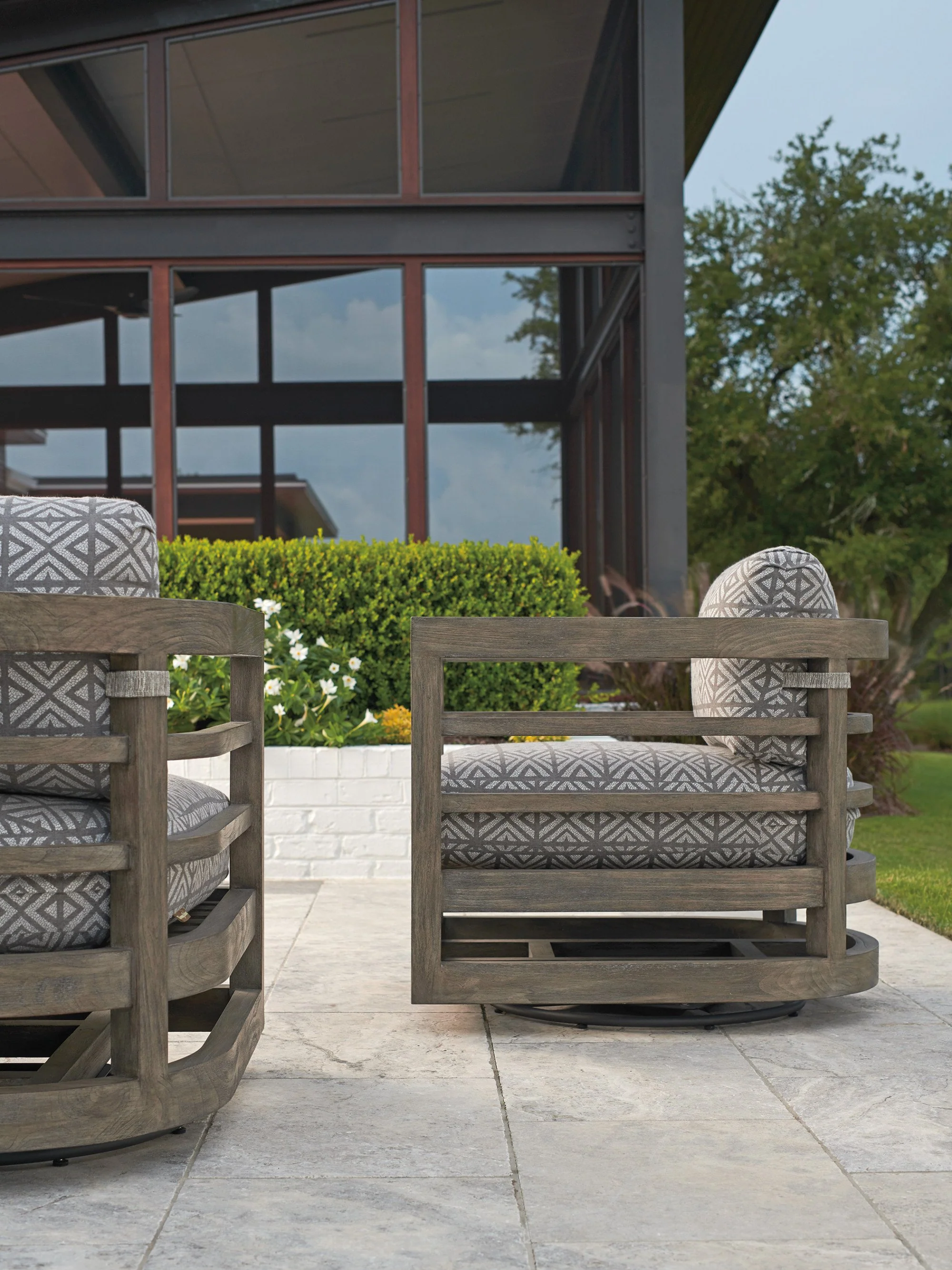 Tommy Bahama Outdoor La Jolla Accent Chair - Image 4