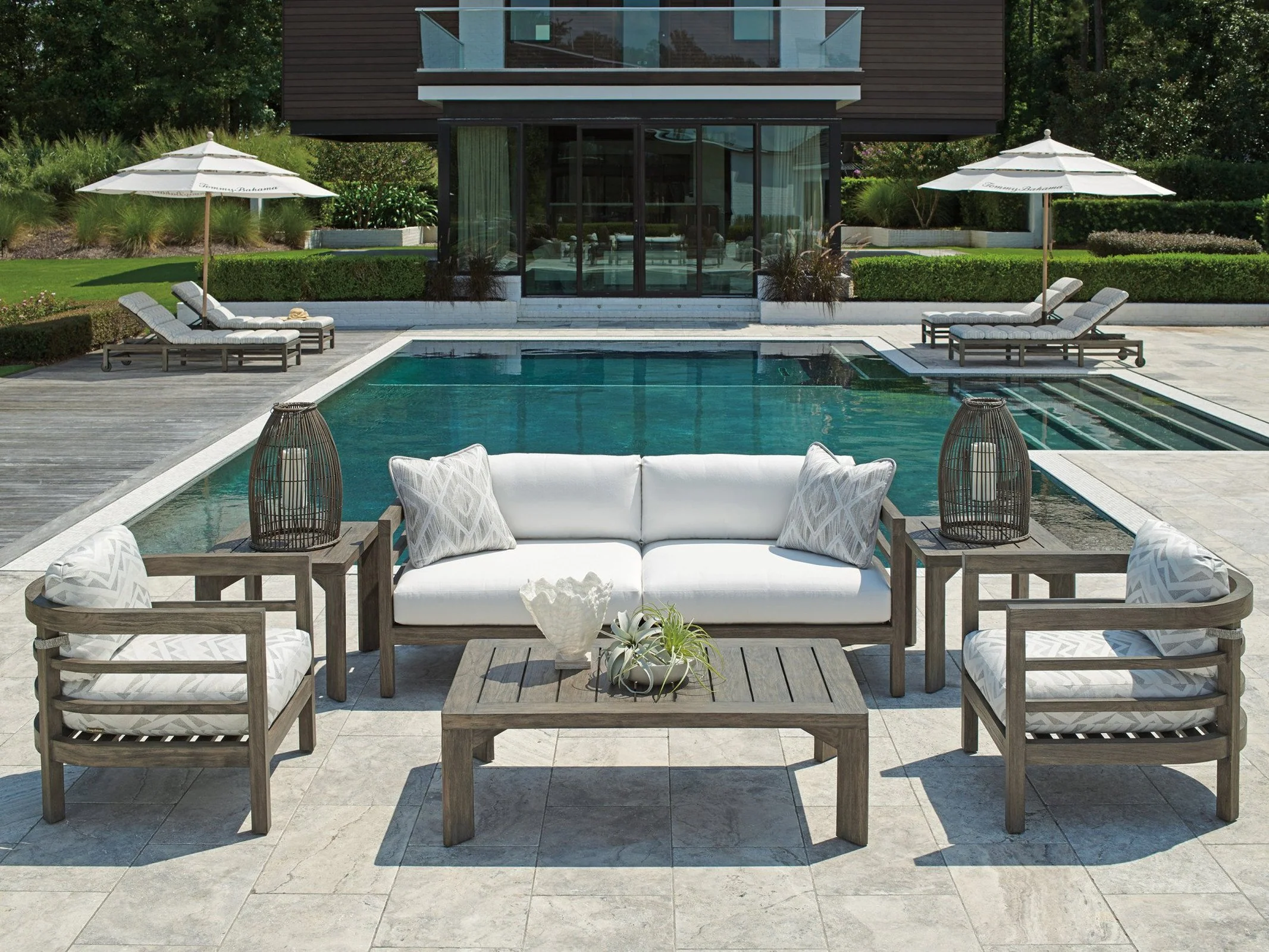 Tommy Bahama Outdoor La Jolla Rectangular Cocktail Table - Image 4