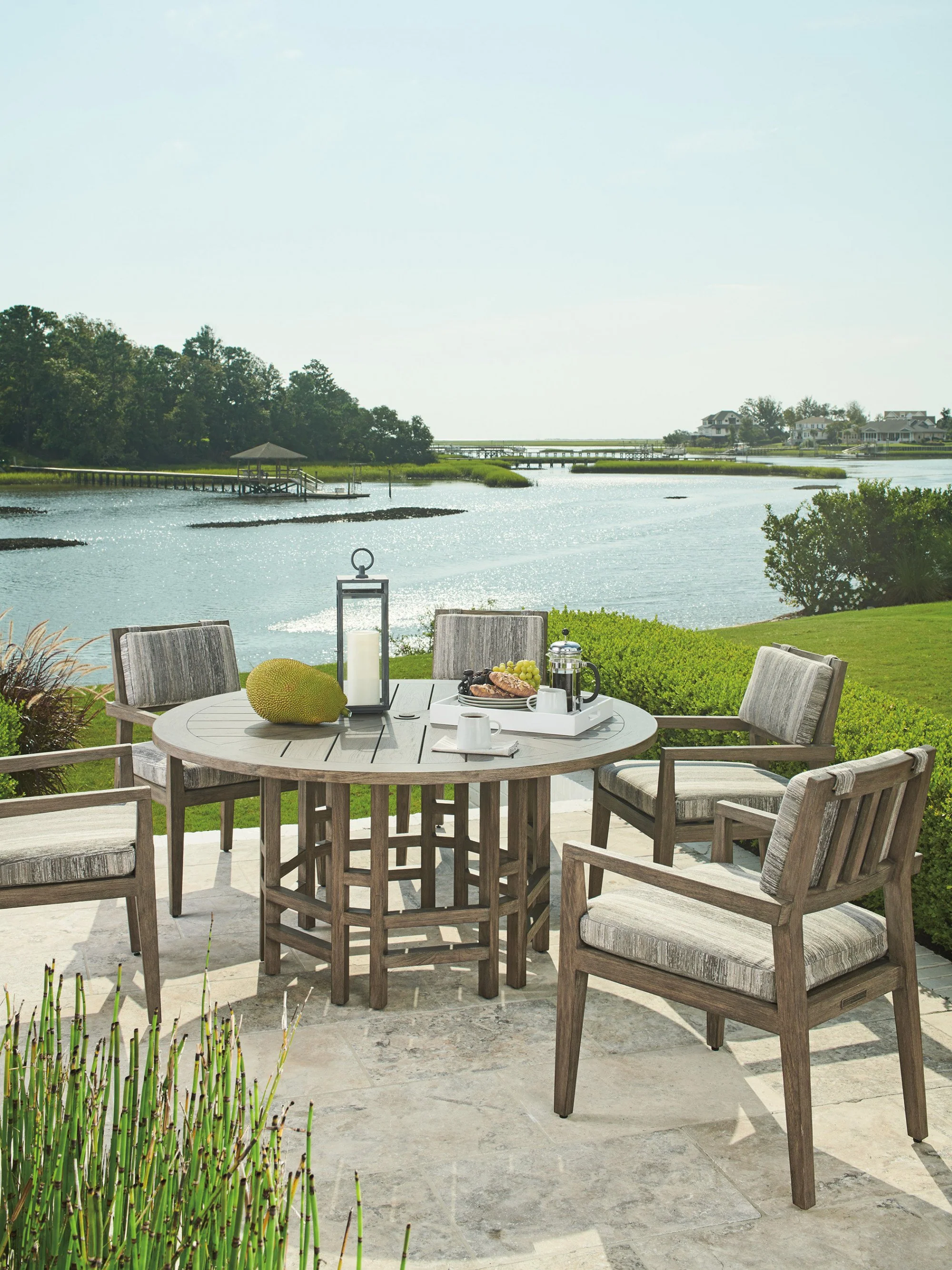 Tommy Bahama Outdoor La Jolla Round Dining Table - Image 3