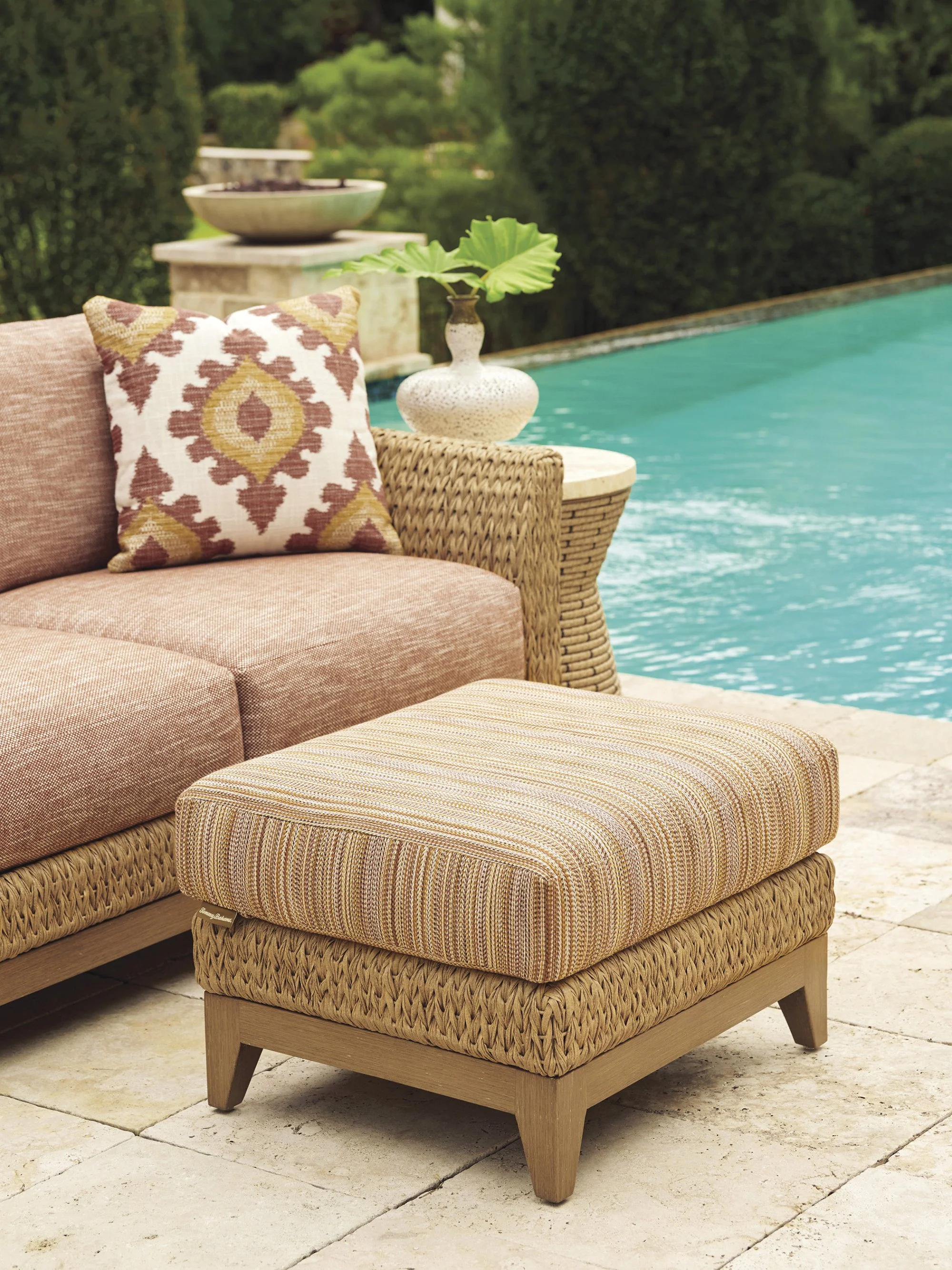 Tommy Bahama Outdoor Los Altos Valley View Ottoman - Image 2