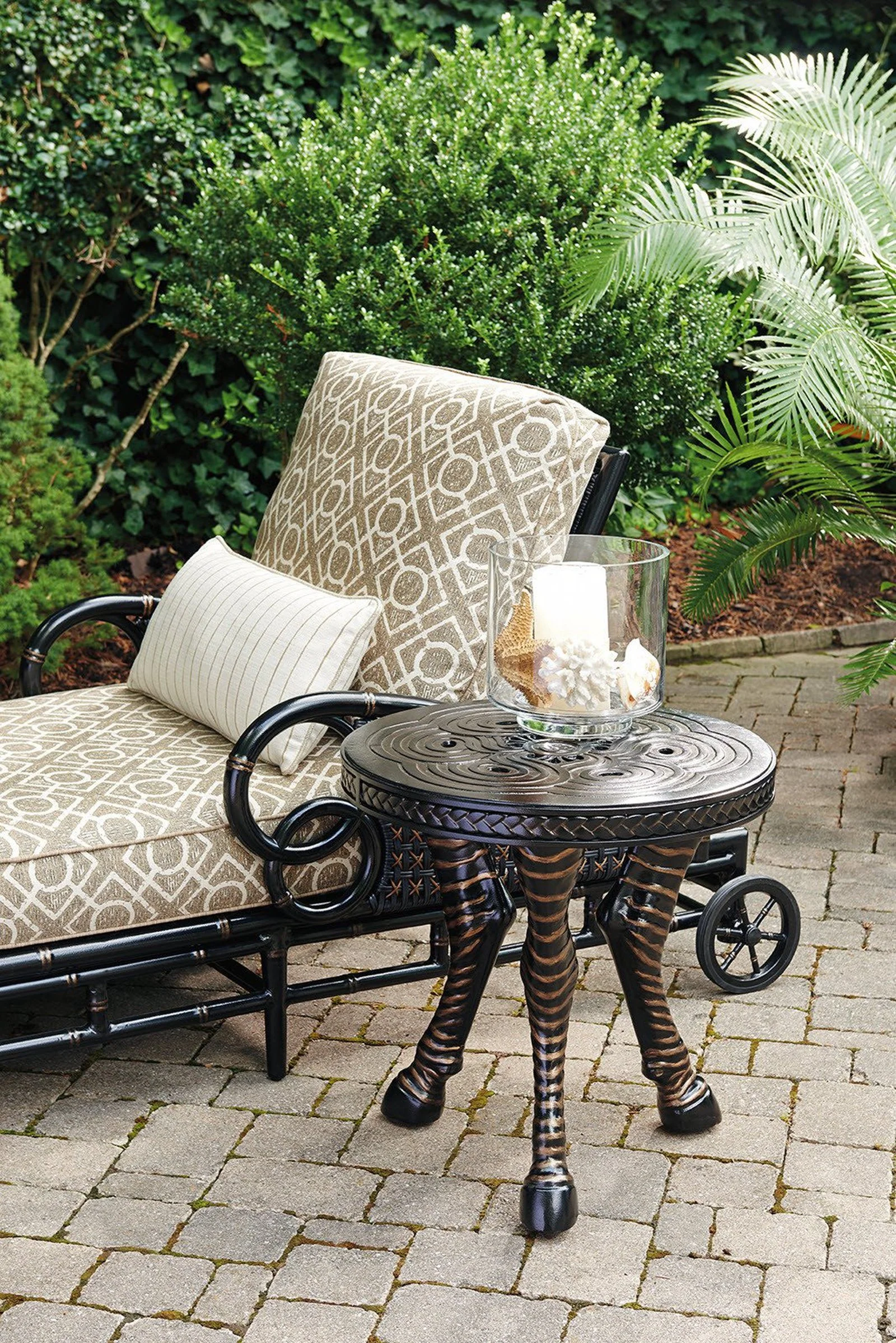 Tommy Bahama Outdoor Marimba Chaise Lounge - Image 3
