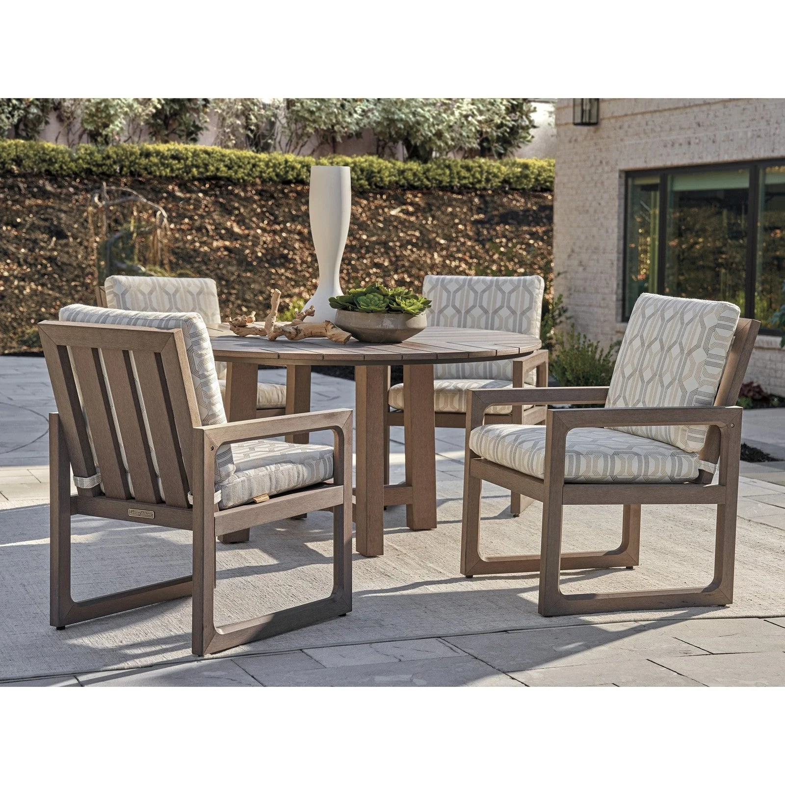 Tommy Bahama Outdoor Mozambique Round Dining Table - Image 2