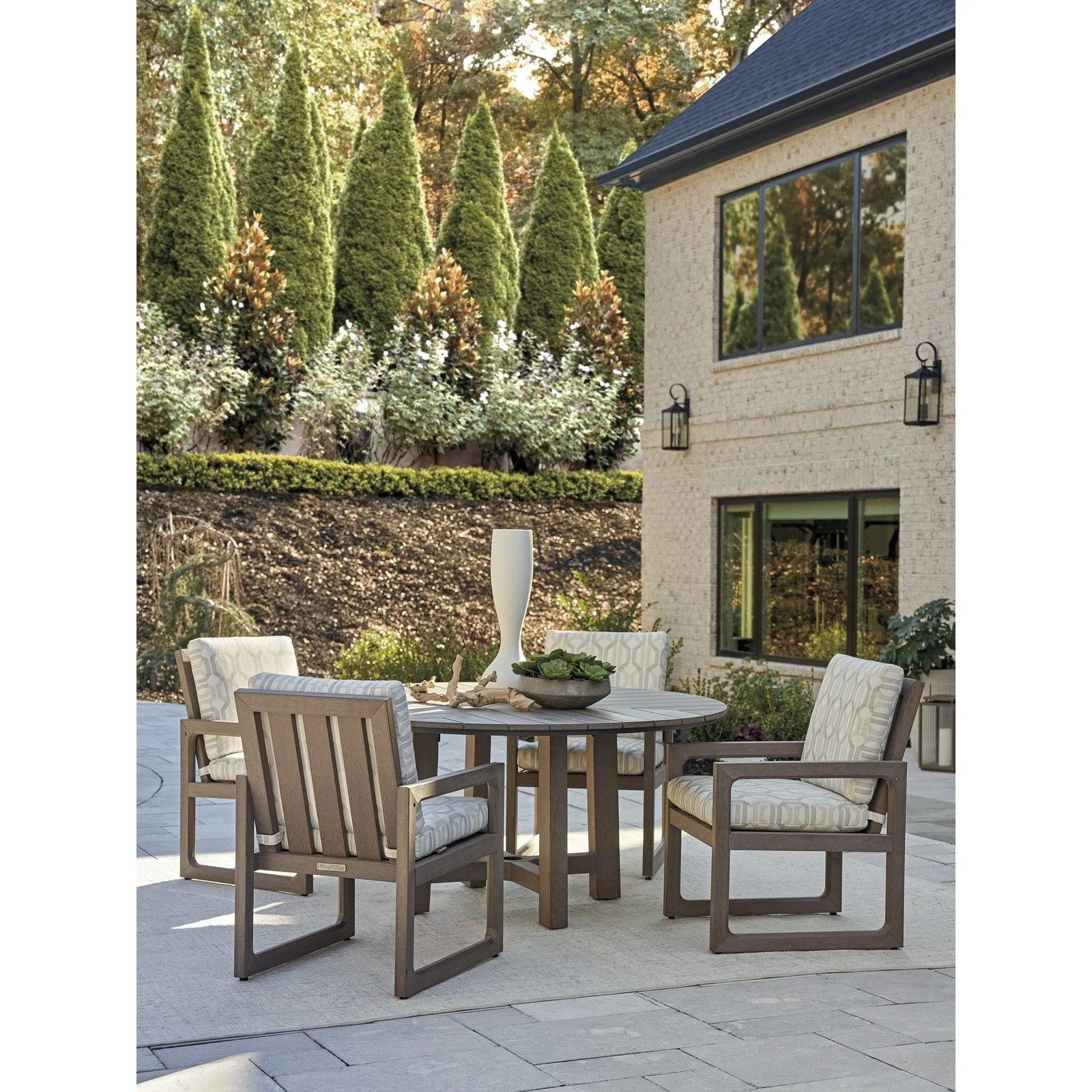 Tommy Bahama Outdoor Mozambique Round Dining Table - Image 3