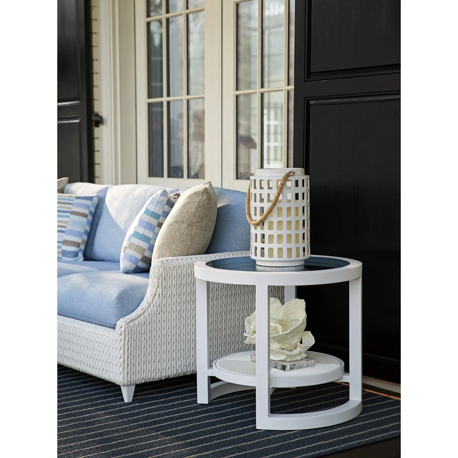 Tommy Bahama Outdoor Ocean Breeze Promenade Round End Table - Image 2
