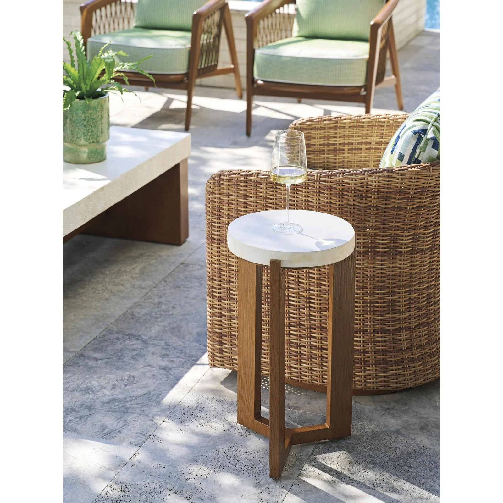 Tommy Bahama Outdoor Palm Desert Poolside Round Accent Table - Image 2