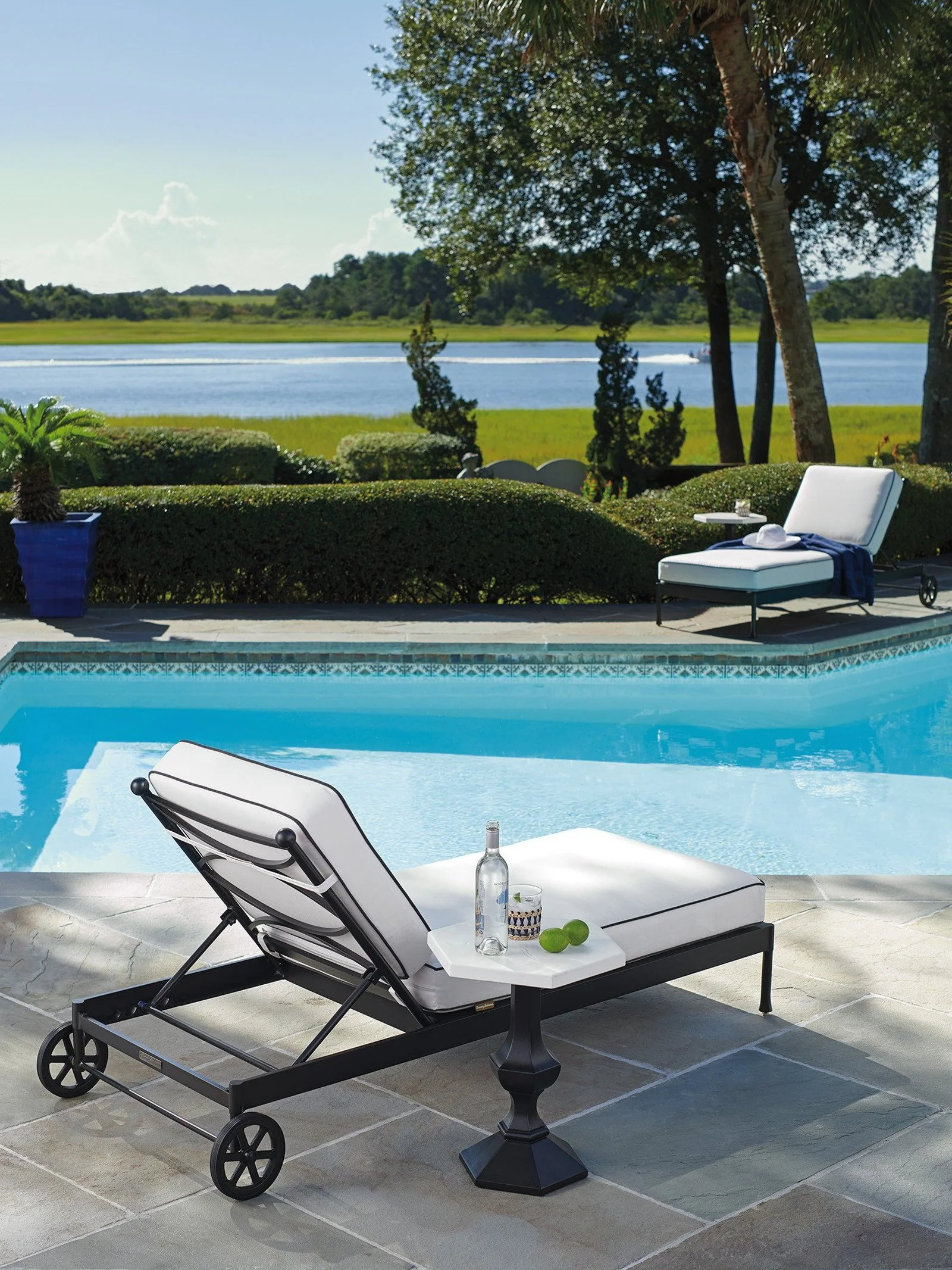 Tommy Bahama Outdoor Pavlova Chaise Lounge 3911 - Image 3