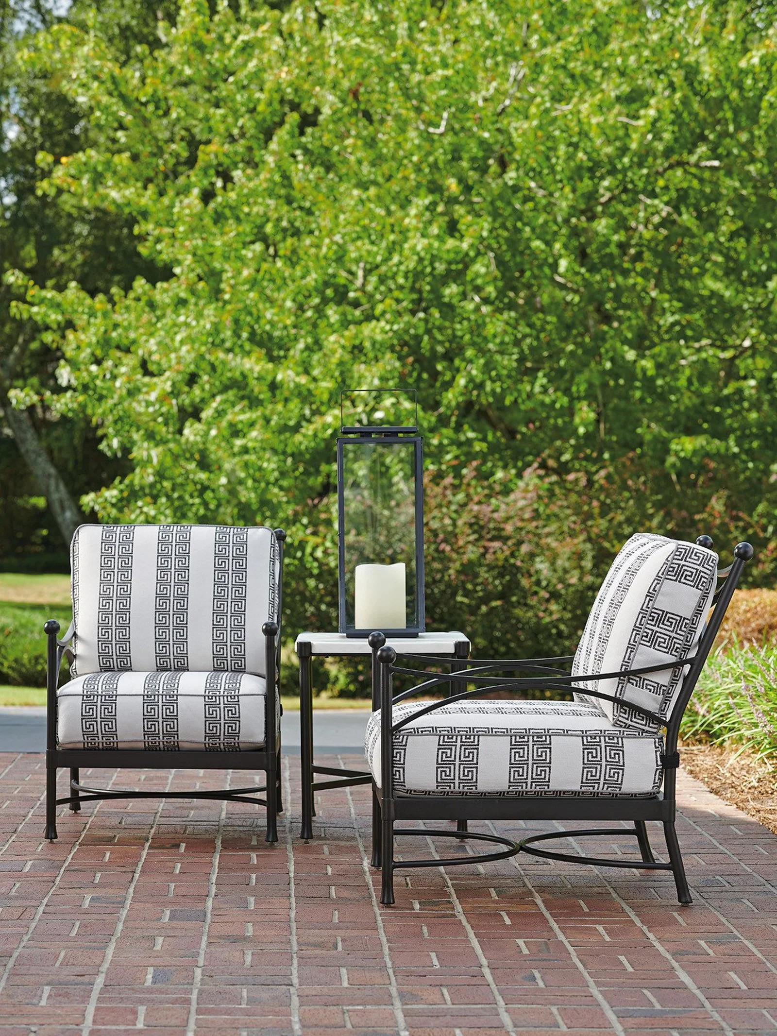 Tommy Bahama Outdoor Pavlova Loungechair - Image 2