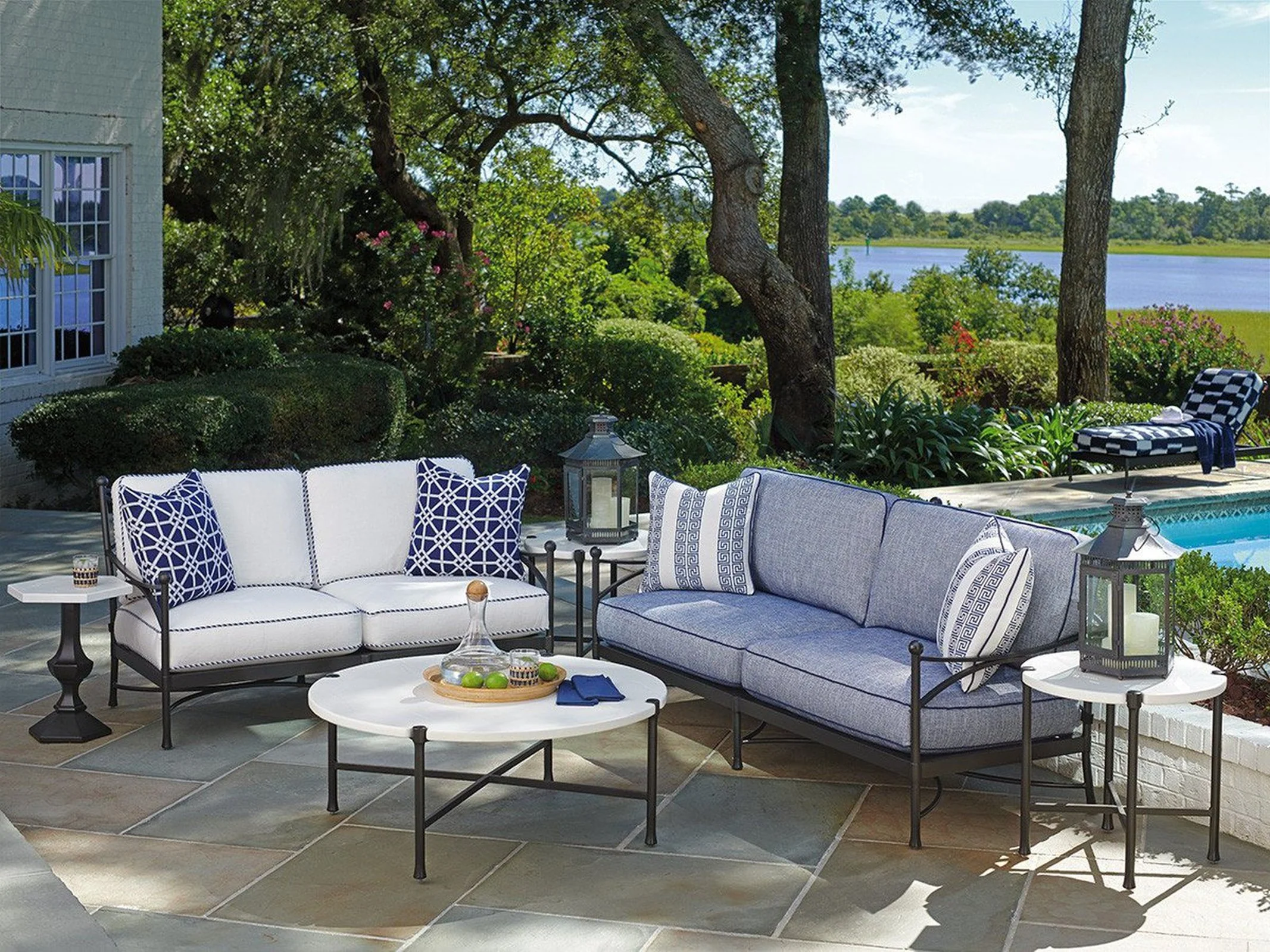 Tommy Bahama Outdoor Pavlova Round End Table - Image 3
