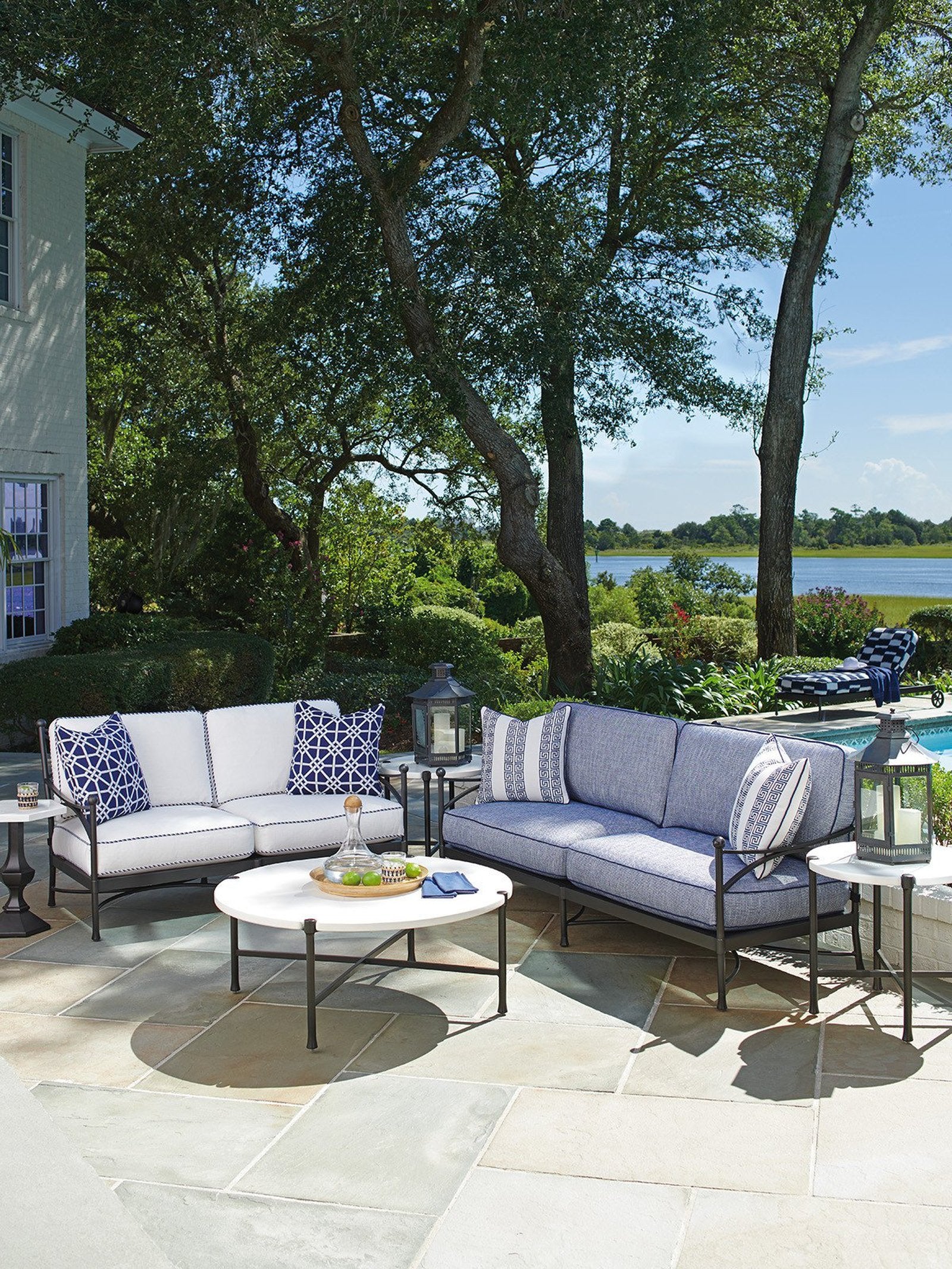 Tommy Bahama Outdoor Pavlova Sofa - Image 3