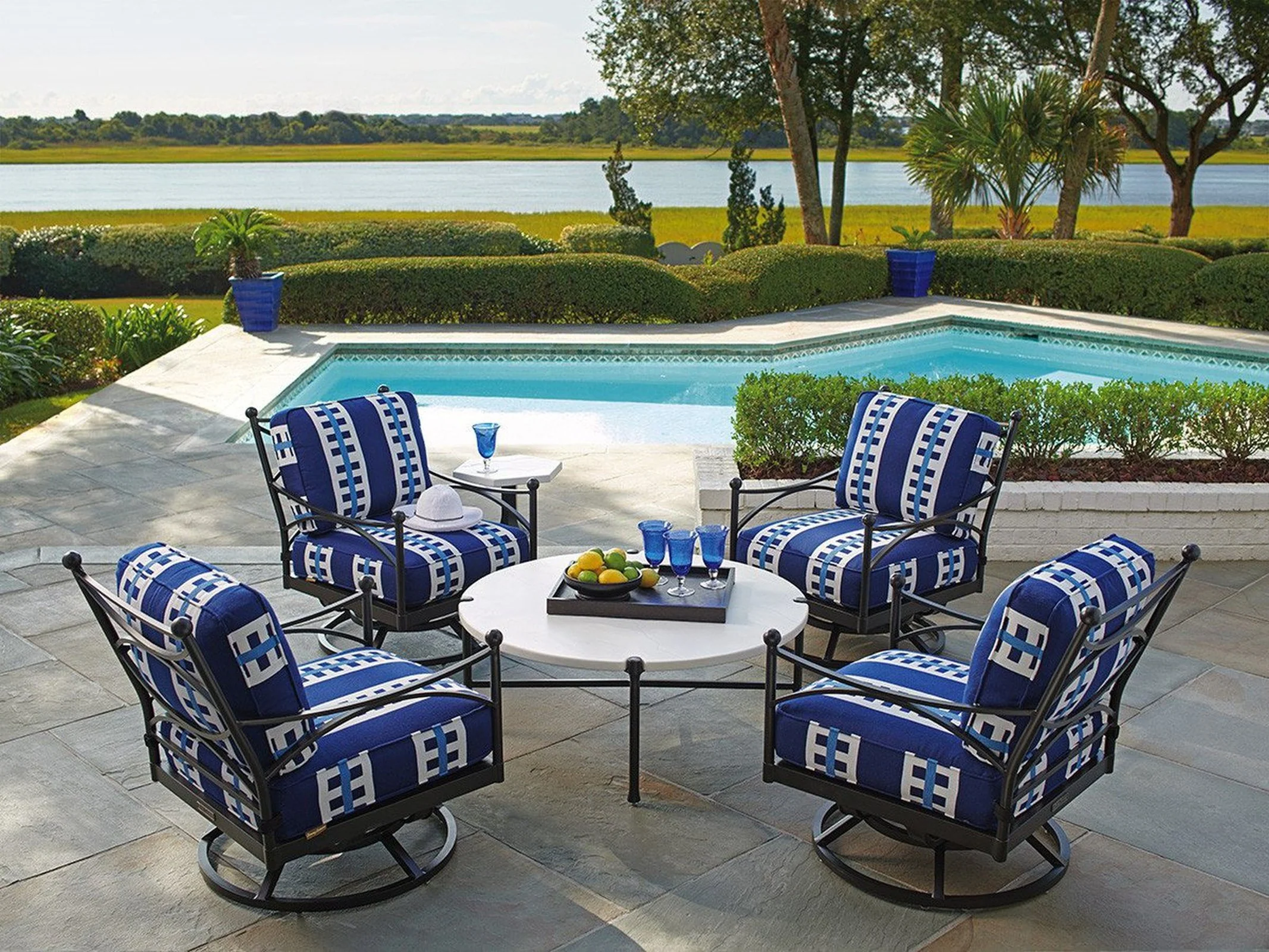 Tommy Bahama Outdoor Pavlova Swivel Lounge Chair - Image 2