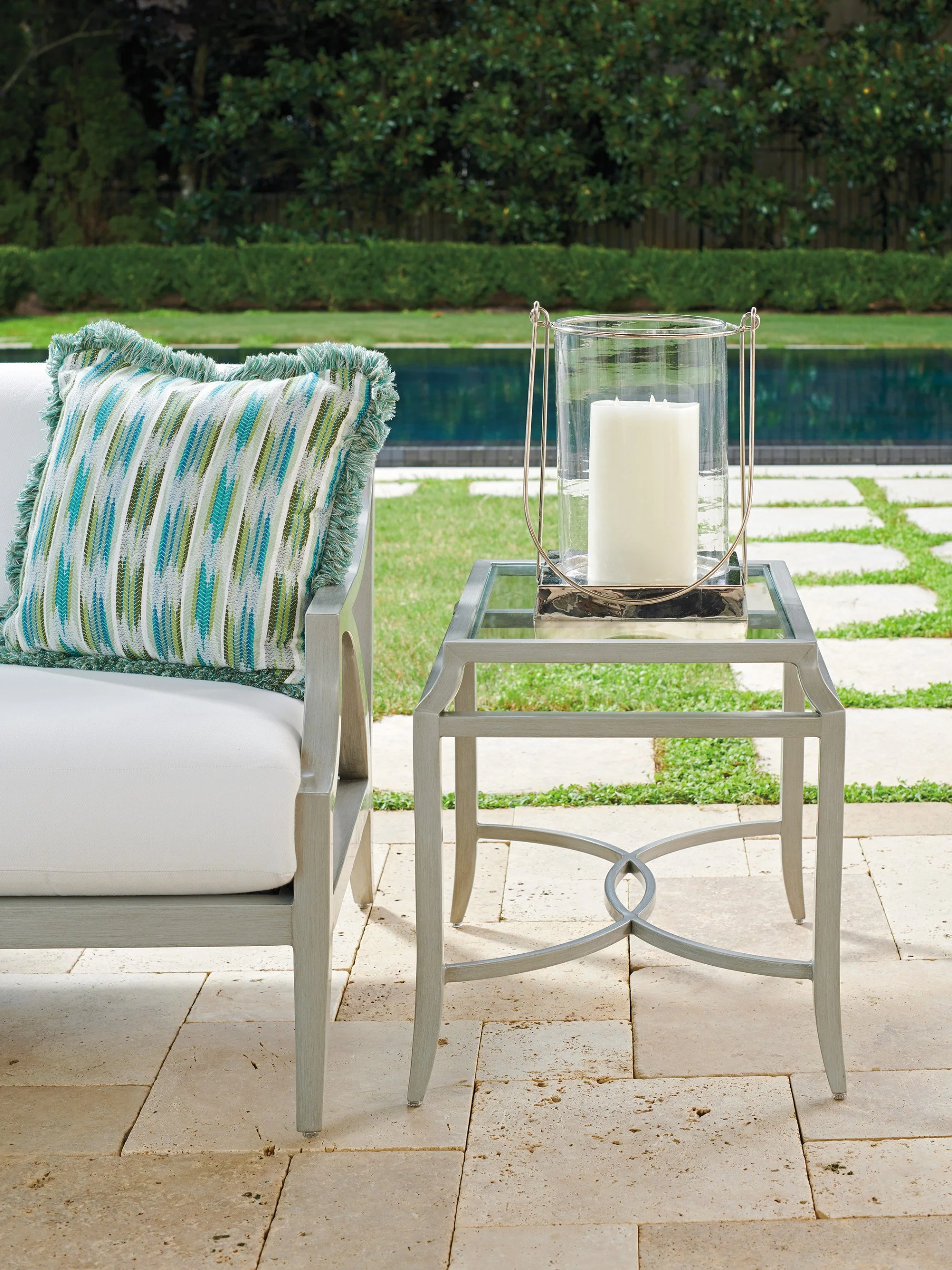 Tommy Bahama Outdoor Silver Sands End Table - Image 3