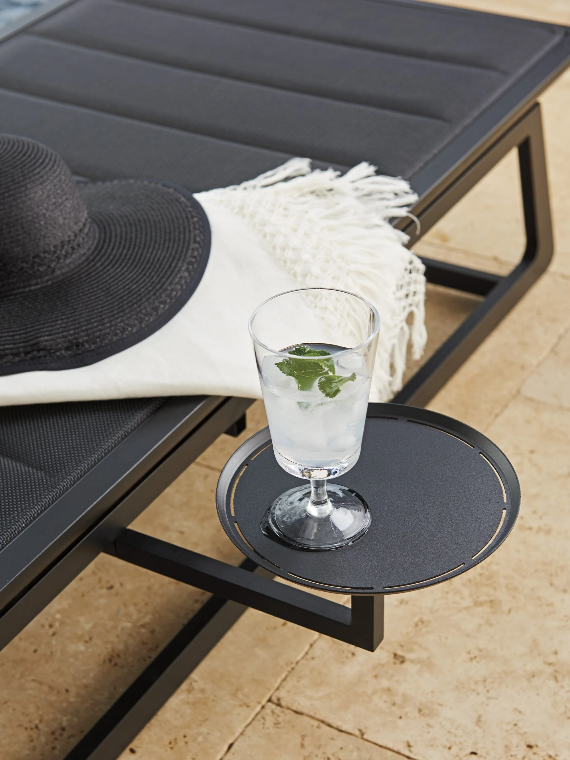 Tommy Bahama Outdoor South Beach Chaise Lounge - Image 3