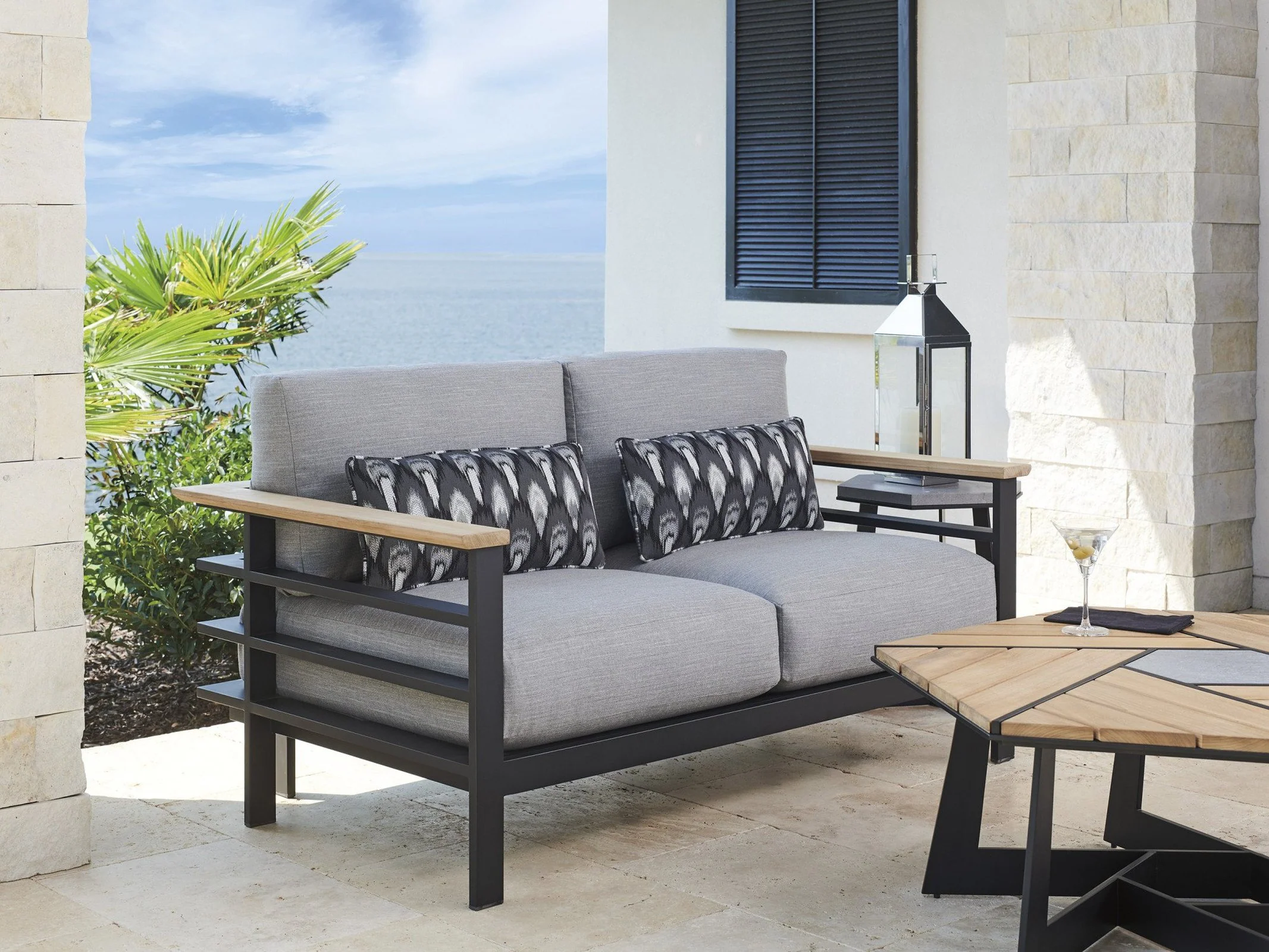 Tommy Bahama Outdoor South Beach Love Seat - Image 2