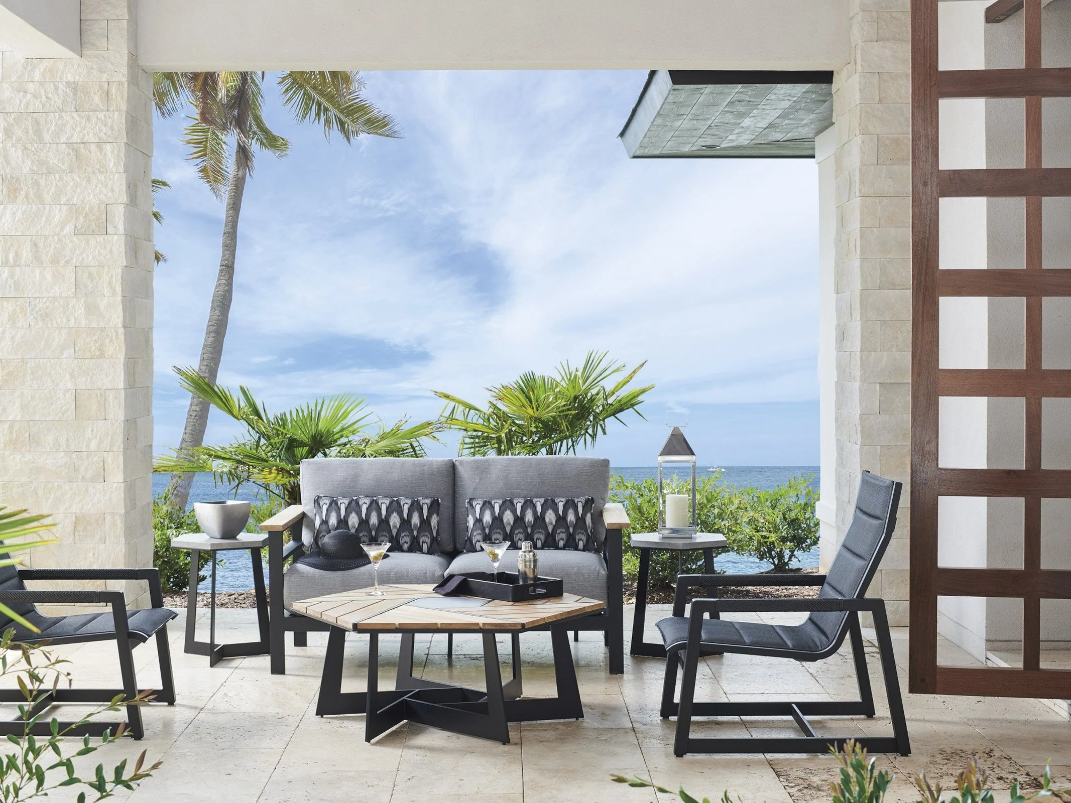 Tommy Bahama Outdoor South Beach Love Seat - Image 3