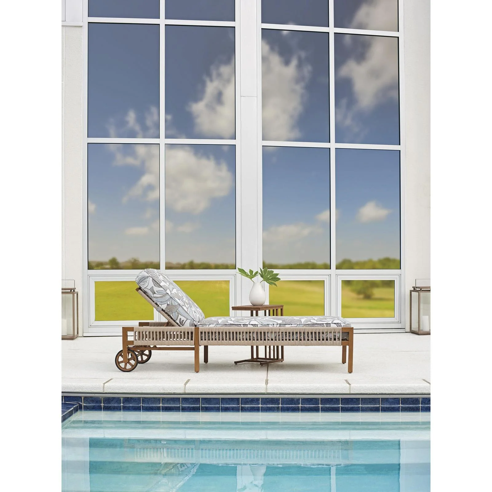 Tommy Bahama Outdoor St Tropez Chaise Lounge - Image 2