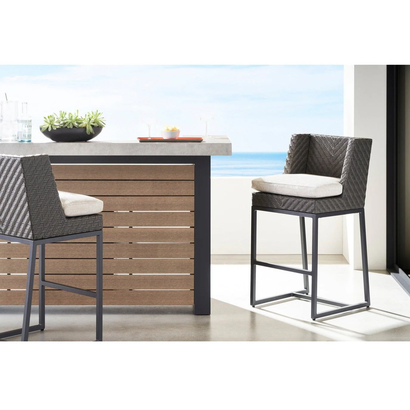 Vanguard Bridgehampton Outdoor Barstool - Image 2
