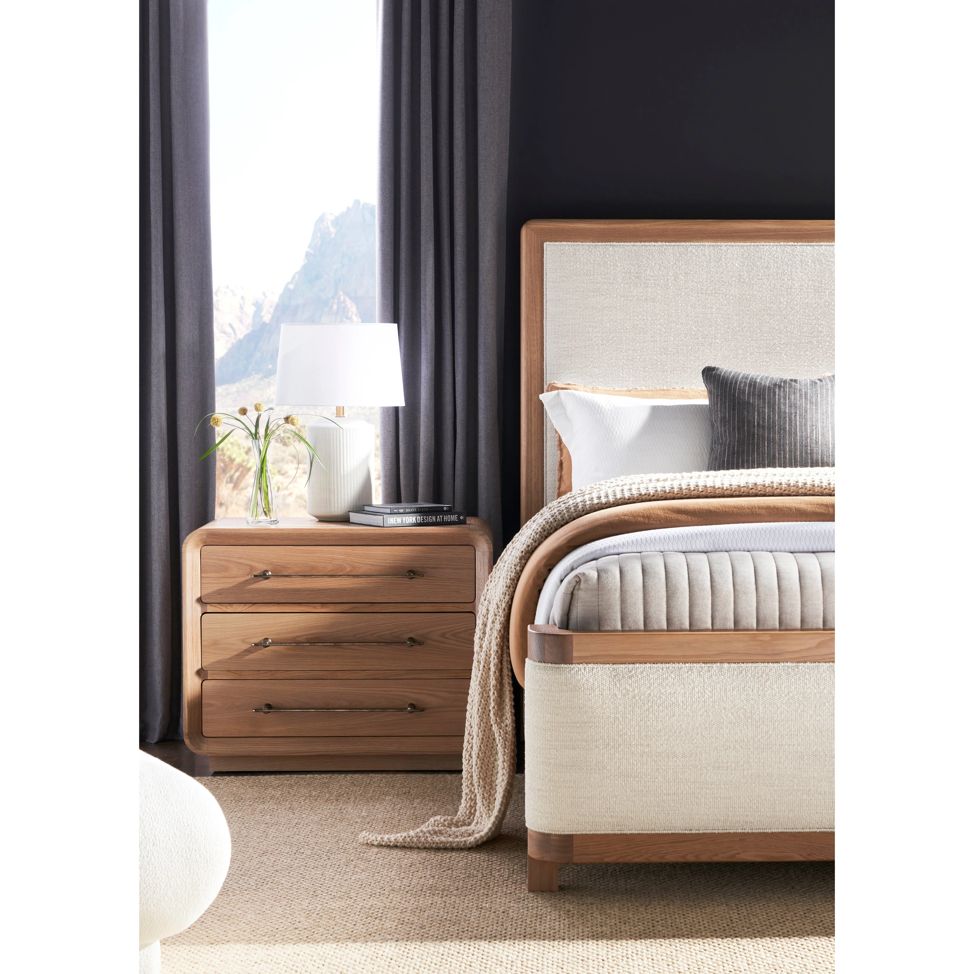 Vanguard Form Bed - Image 3