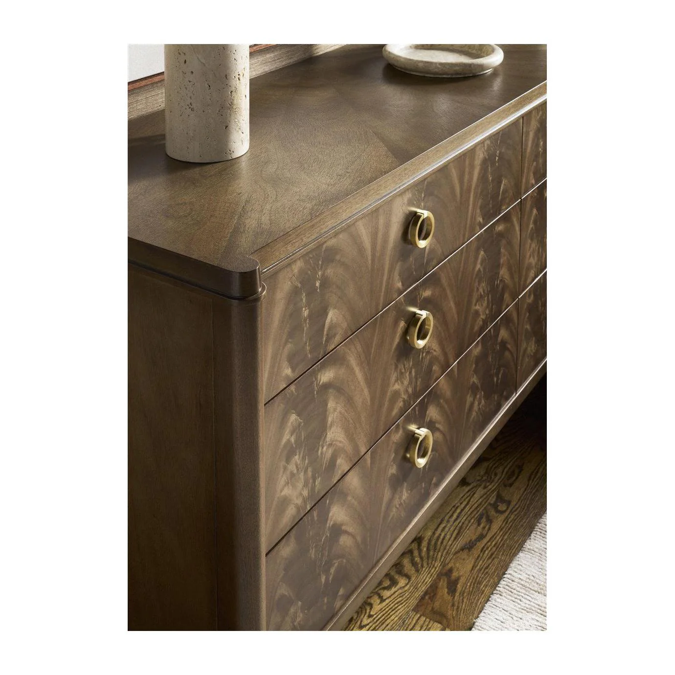 Vanguard Rendition Dresser - Image 4