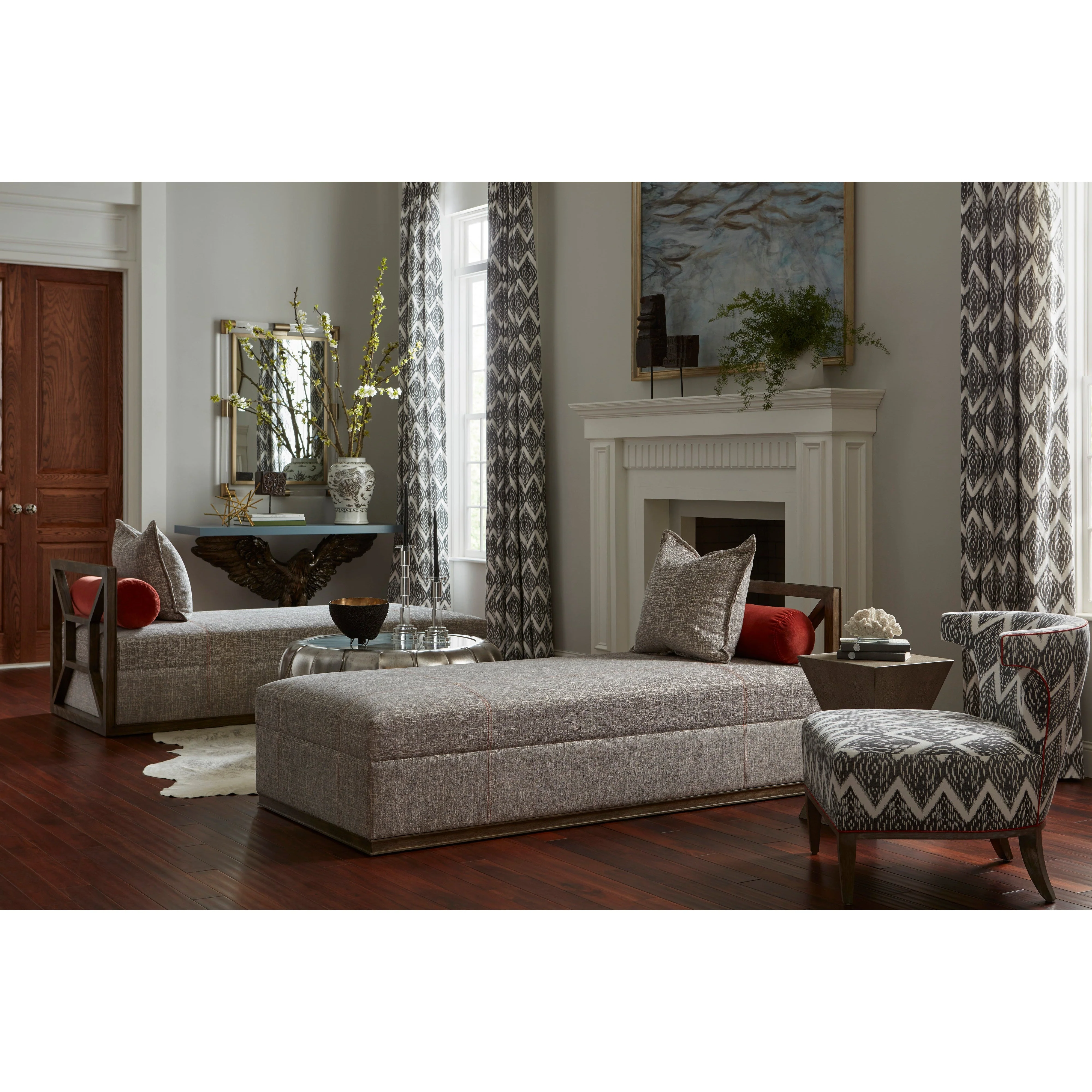 Vanguard Thom Filicia Home Nedrow Spot Table - Image 3