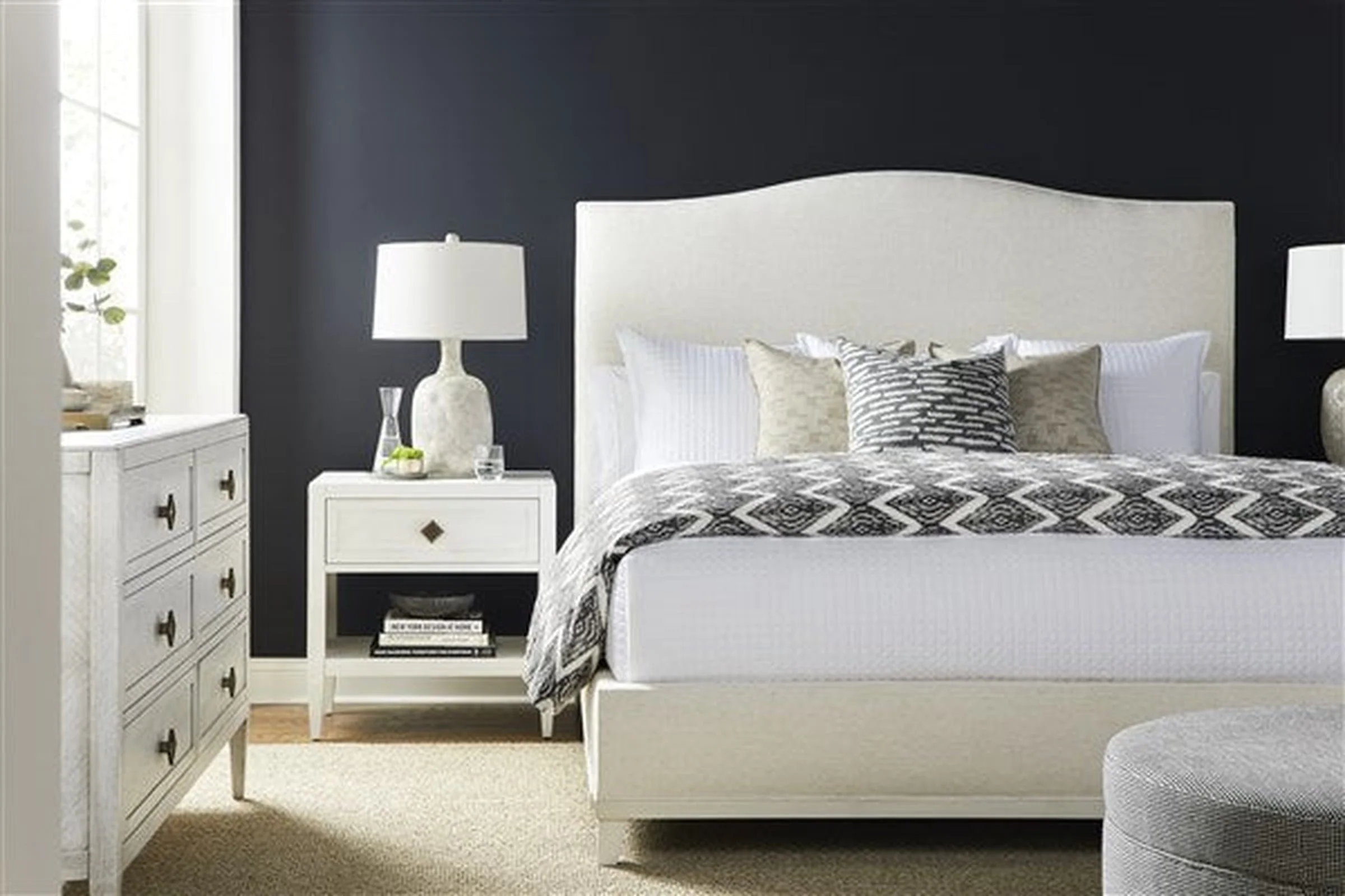 Vanguard Walt Nightstand - Image 8