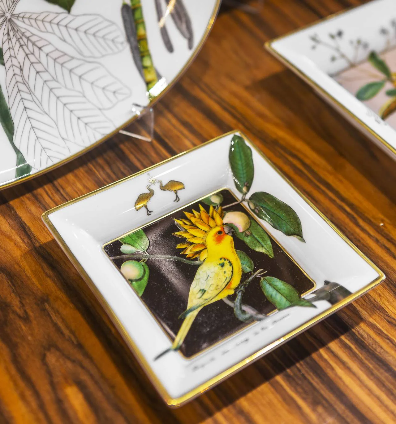 Vista Alegre Amazonia Small Square Tray - Image 3