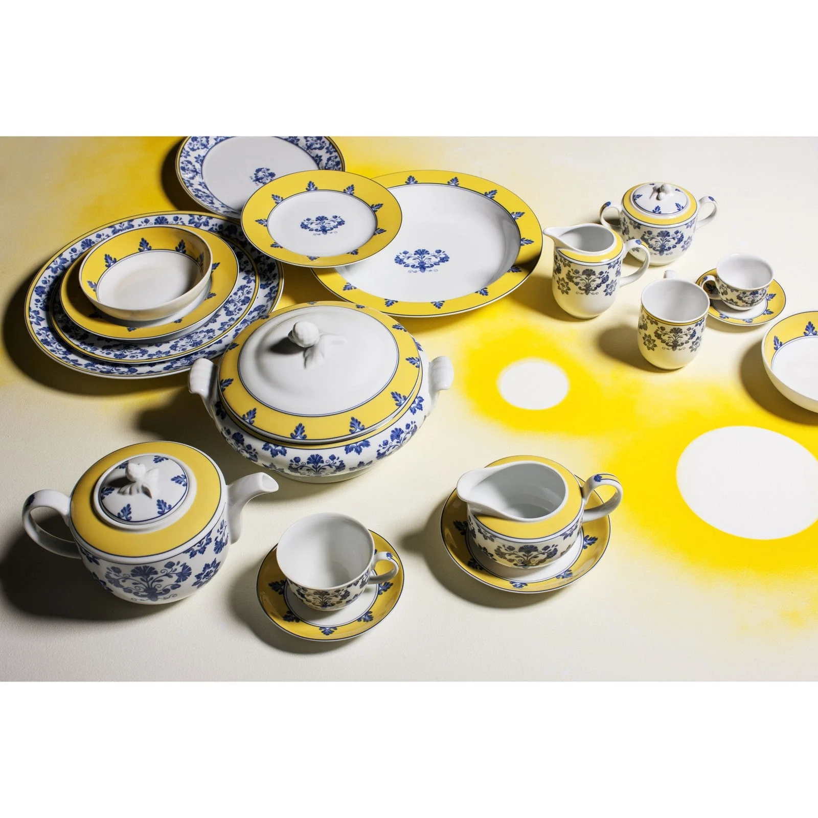 Vista Alegre Castelo Branco Breakfast Cup and Saucer - Image 3