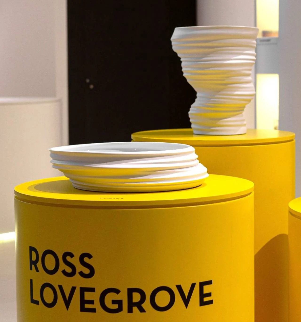 Vista Alegre Vortex Centrepiece By Ross Lovegrove - Image 2