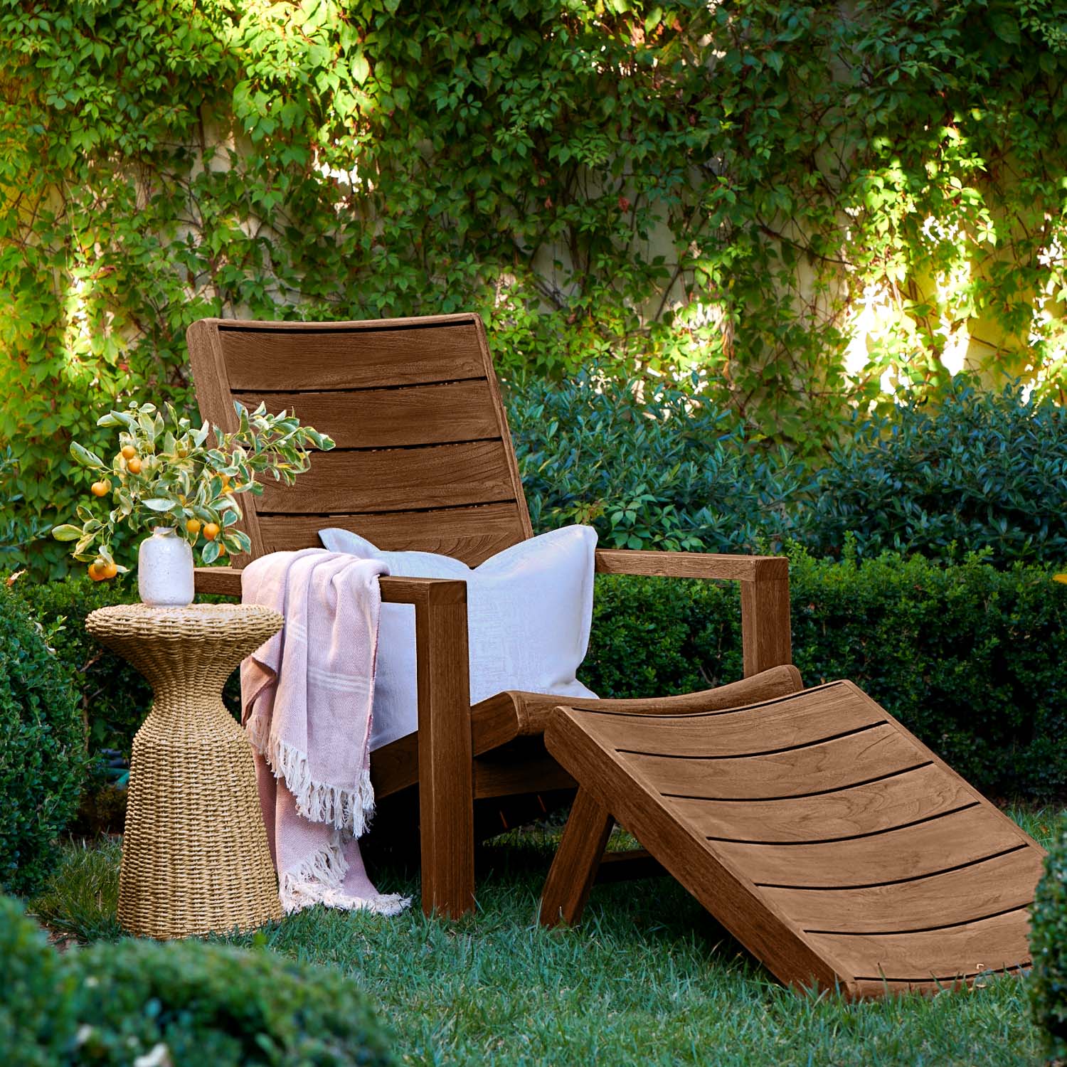 Viv Outdoor Drink Table - Image 3
