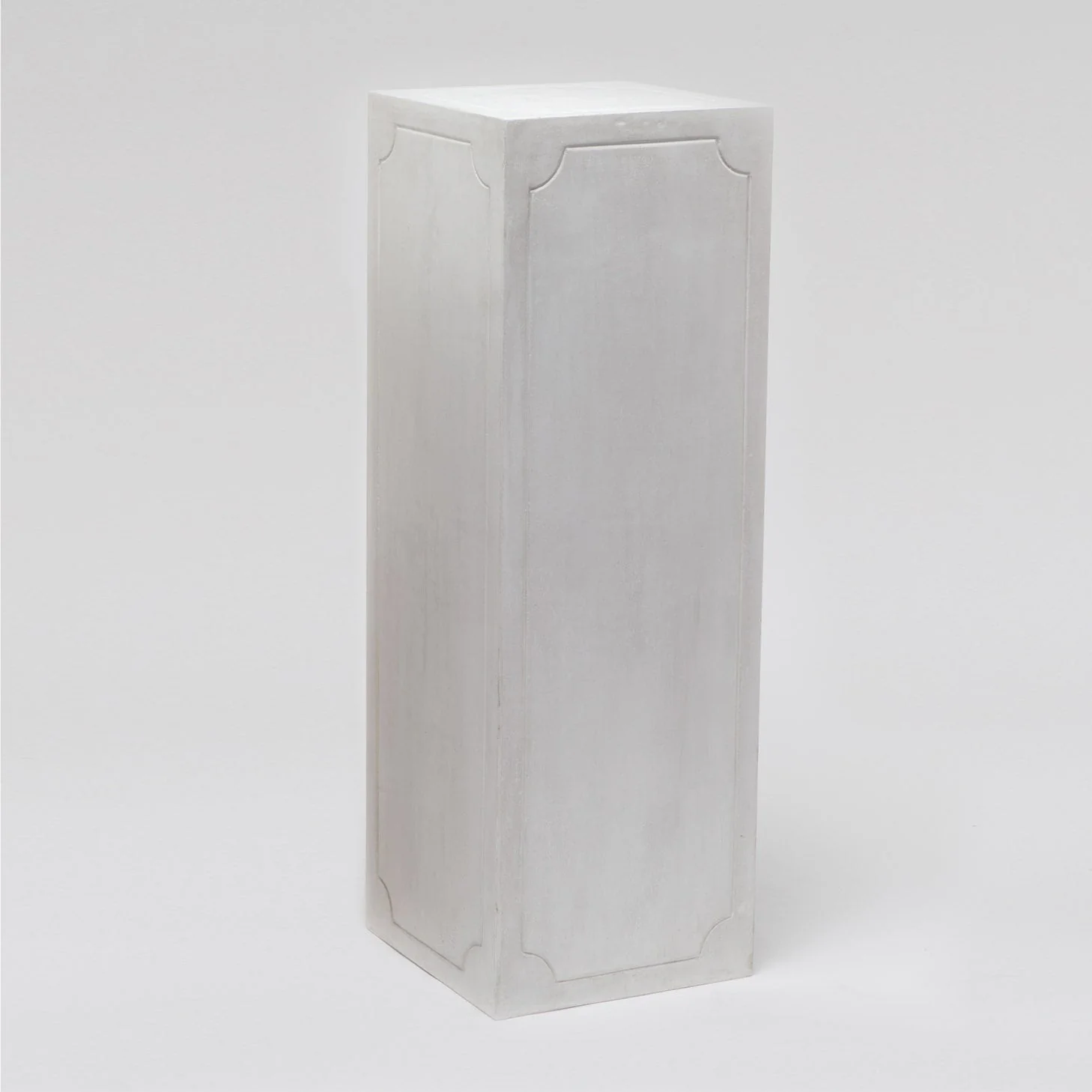 Walter Textured Concrete Pedestal - Image 3